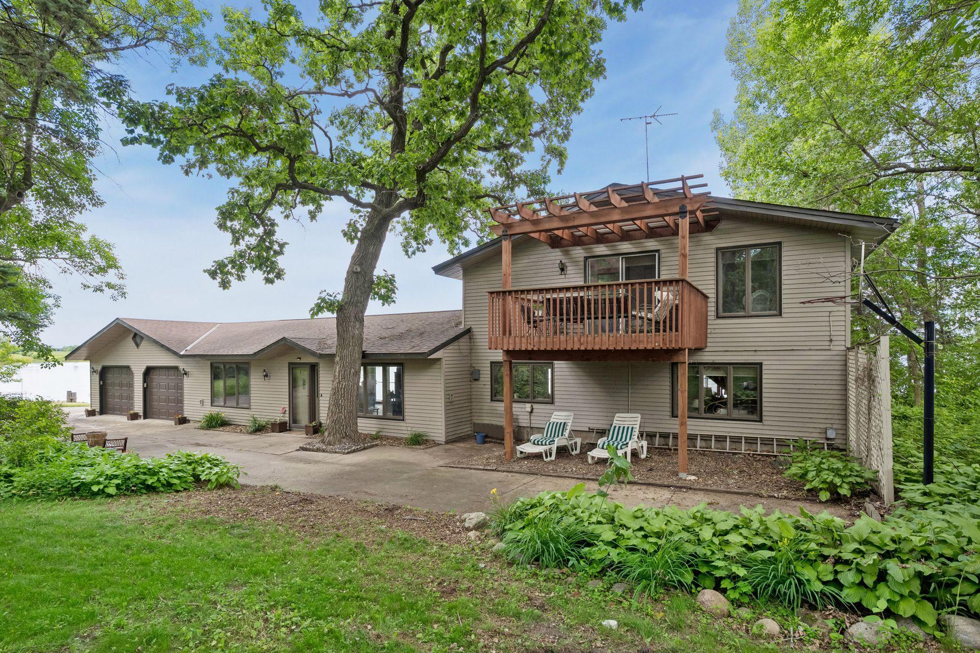 main property photo 2