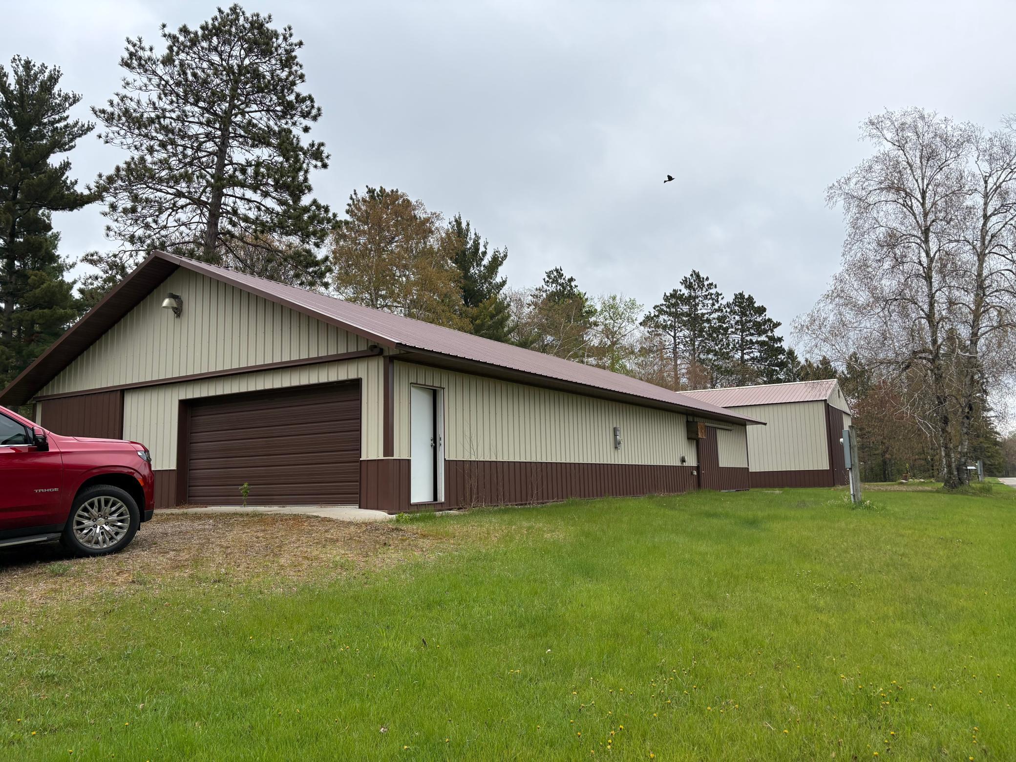 main property photo 14