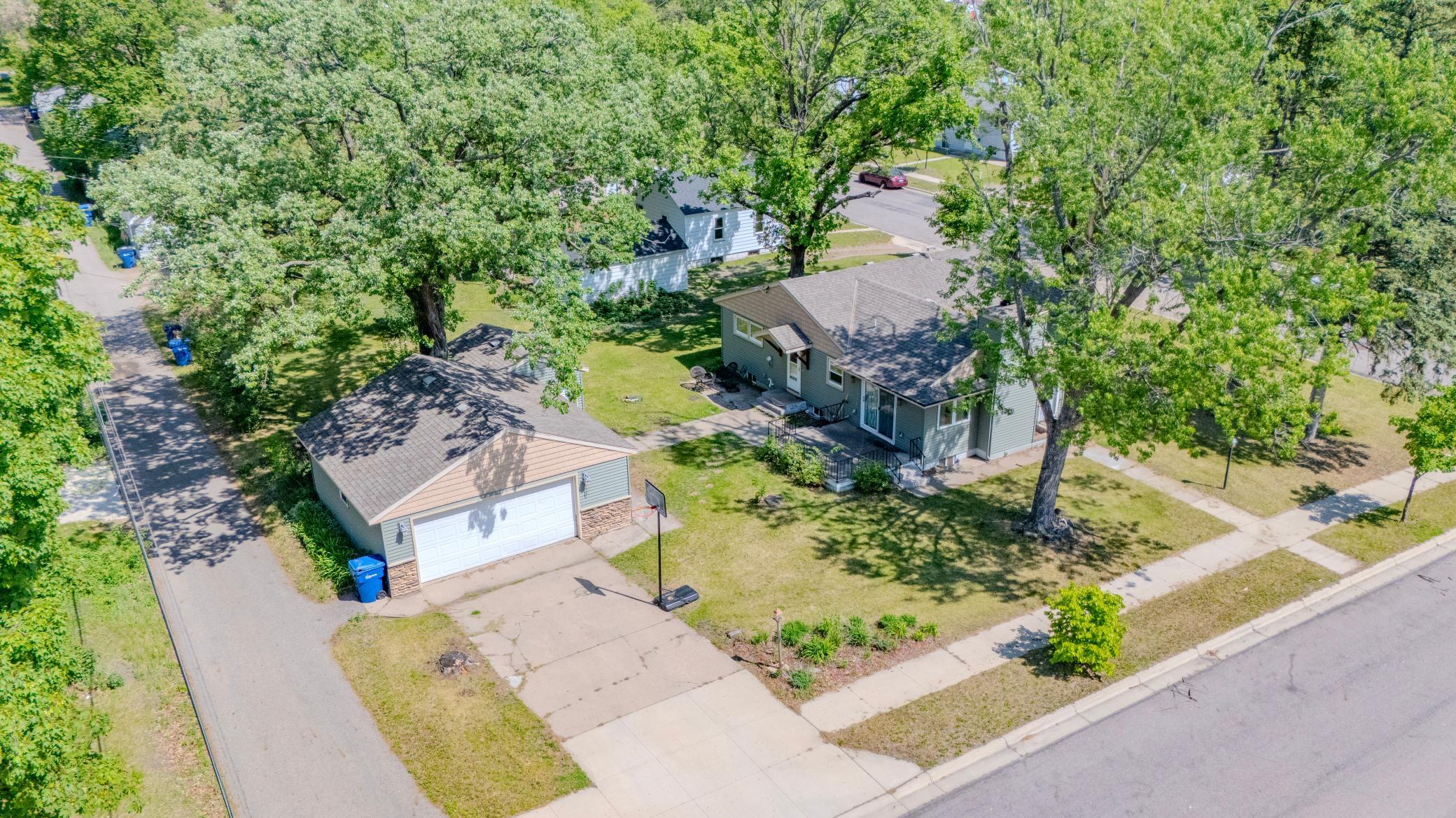 main property photo 24
