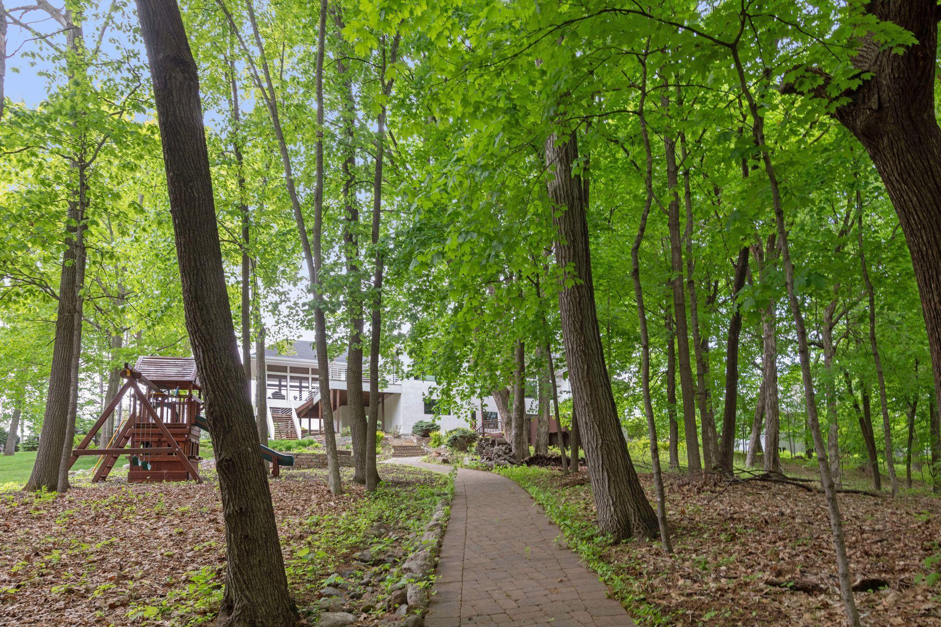 main property photo 78