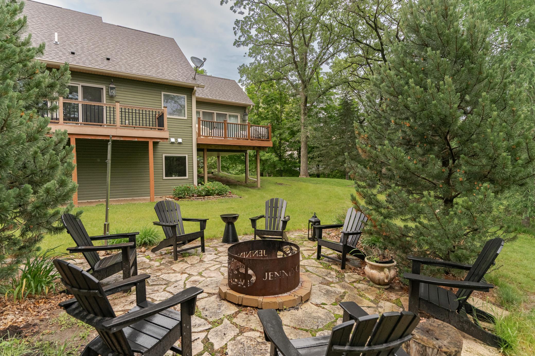 main property photo 9