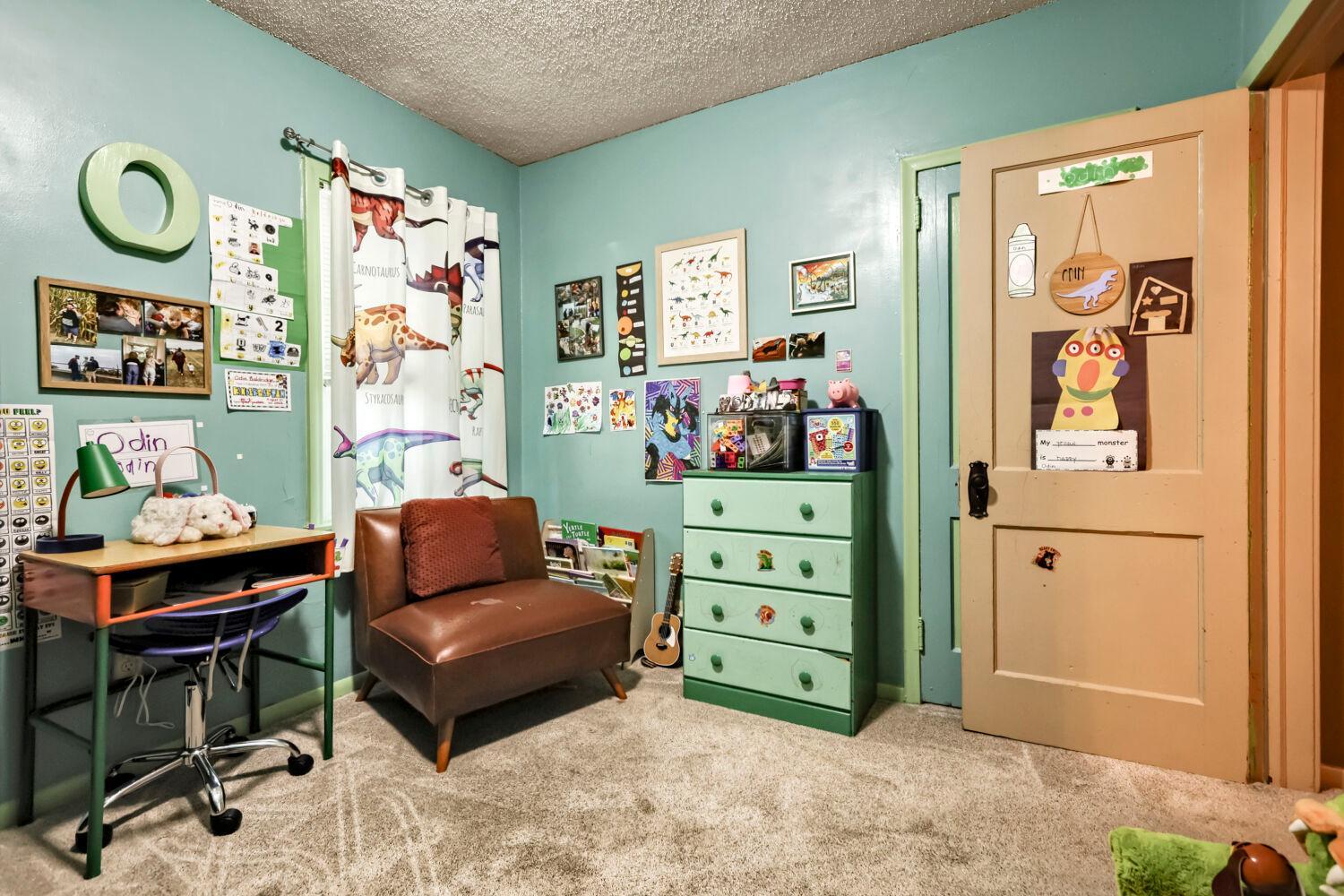 main property photo 17