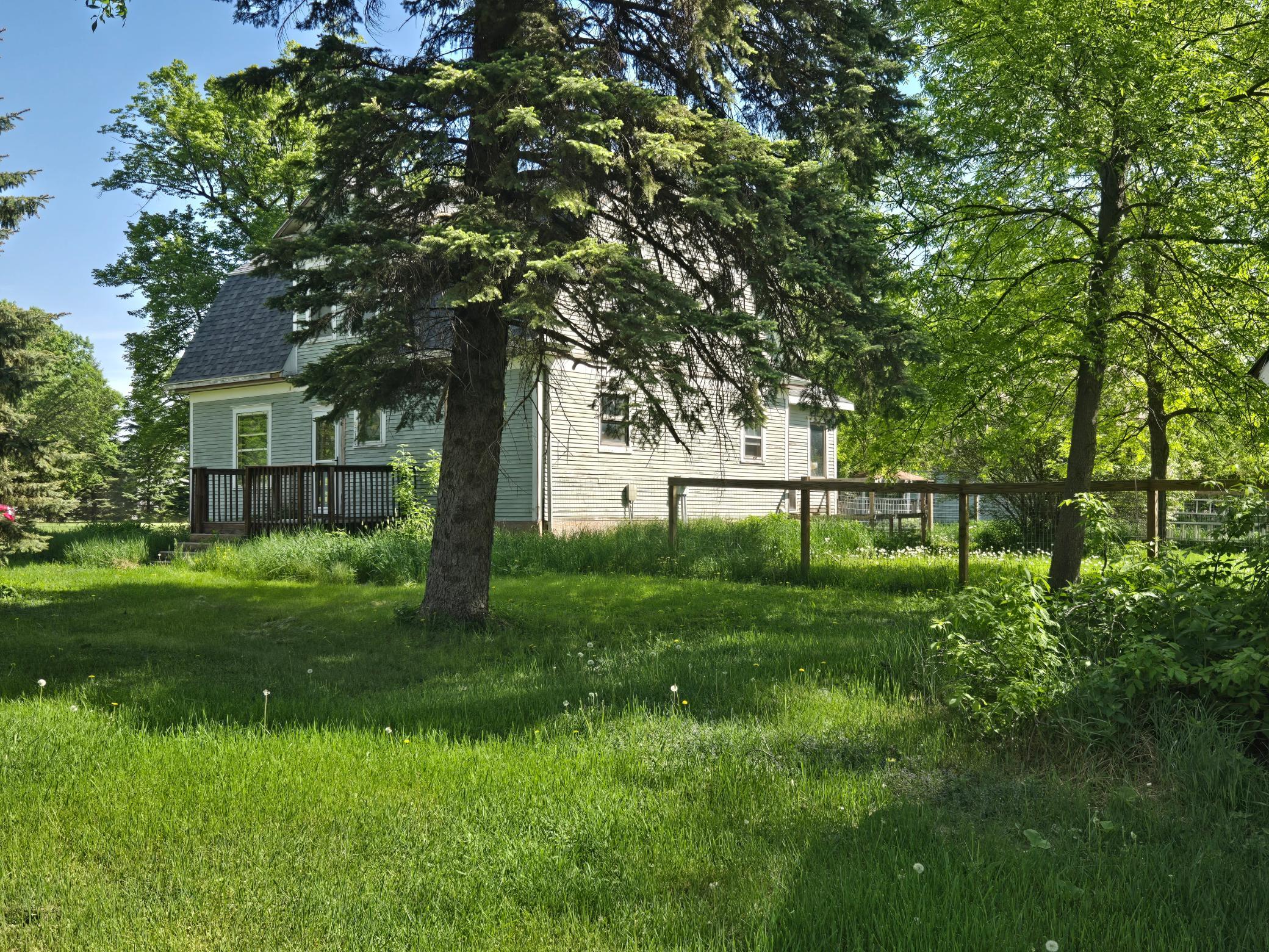 main property photo 14