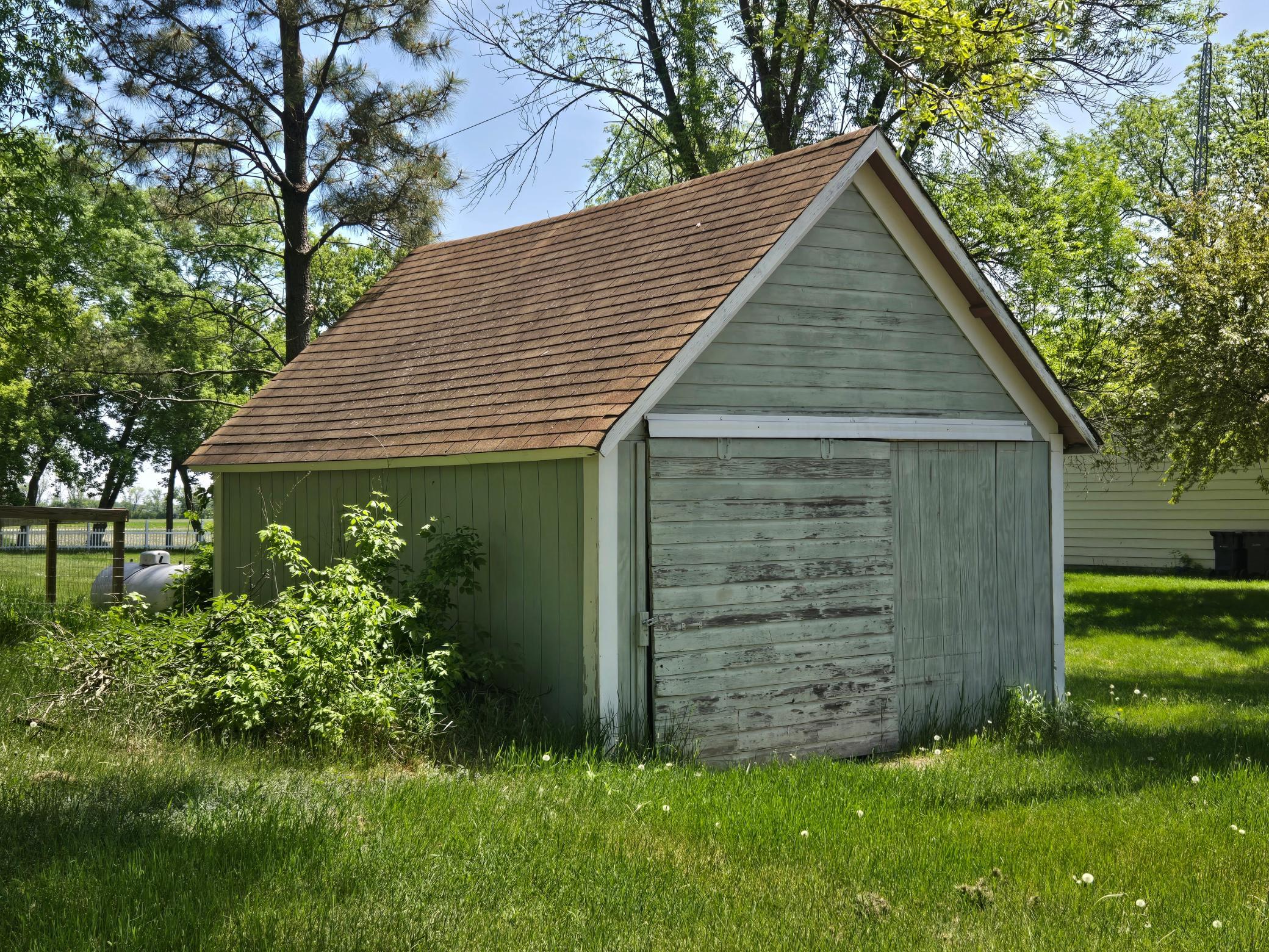main property photo 26