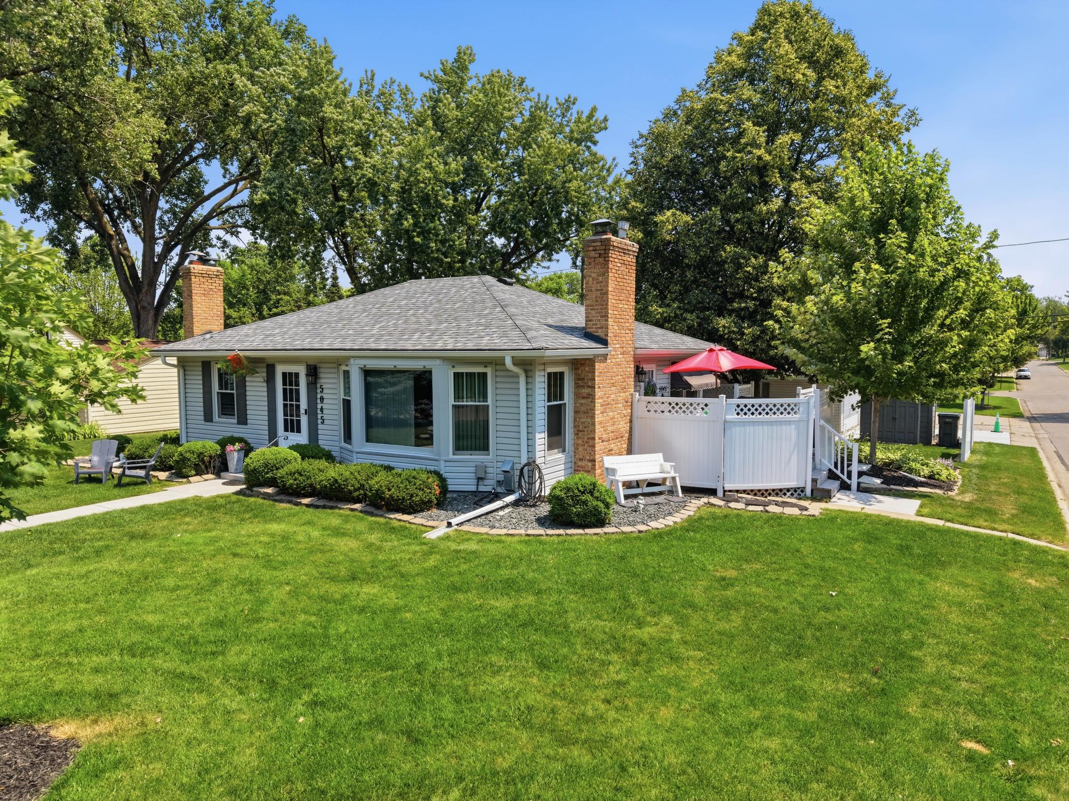 main property photo 49