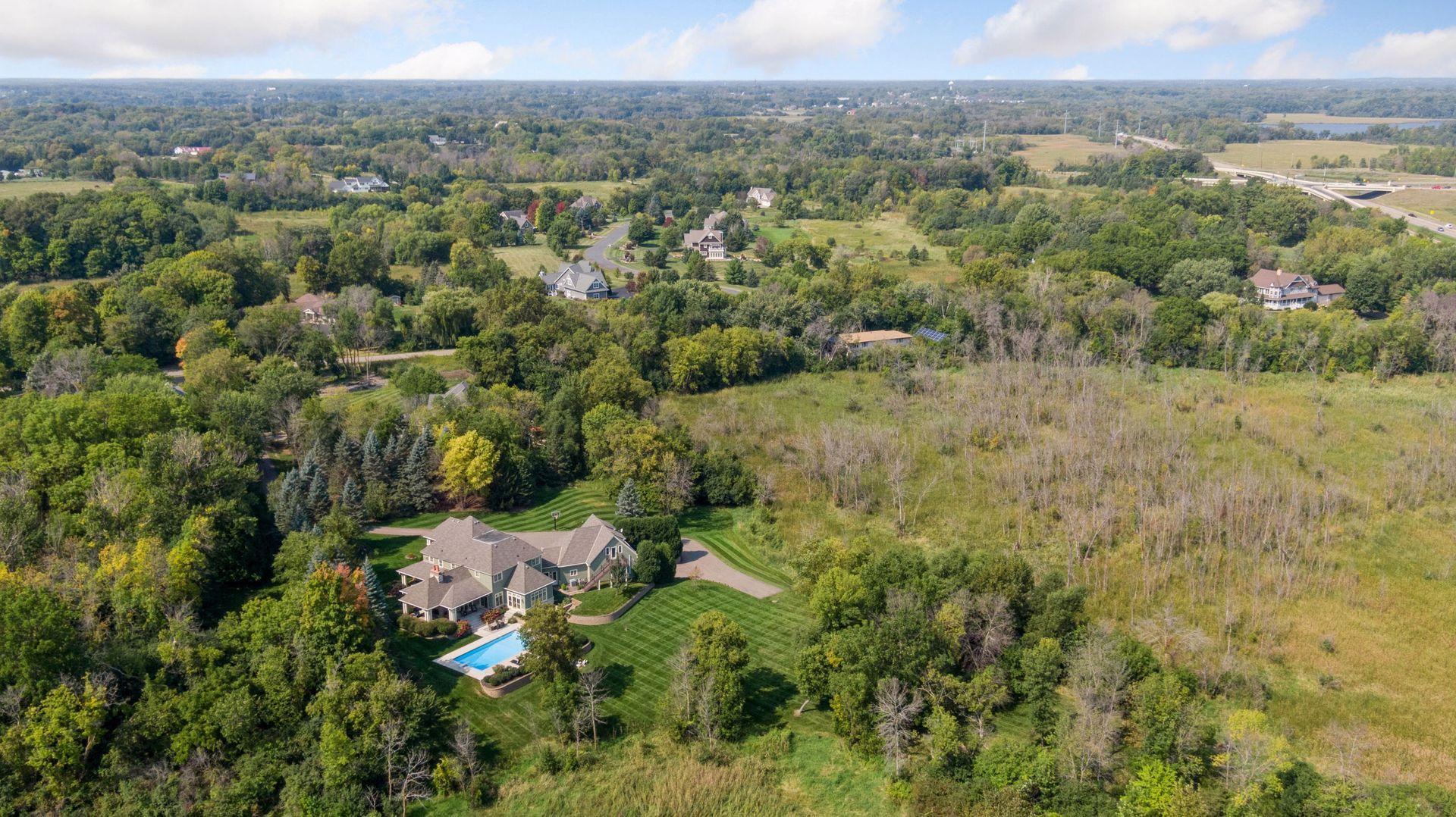 main property photo 89