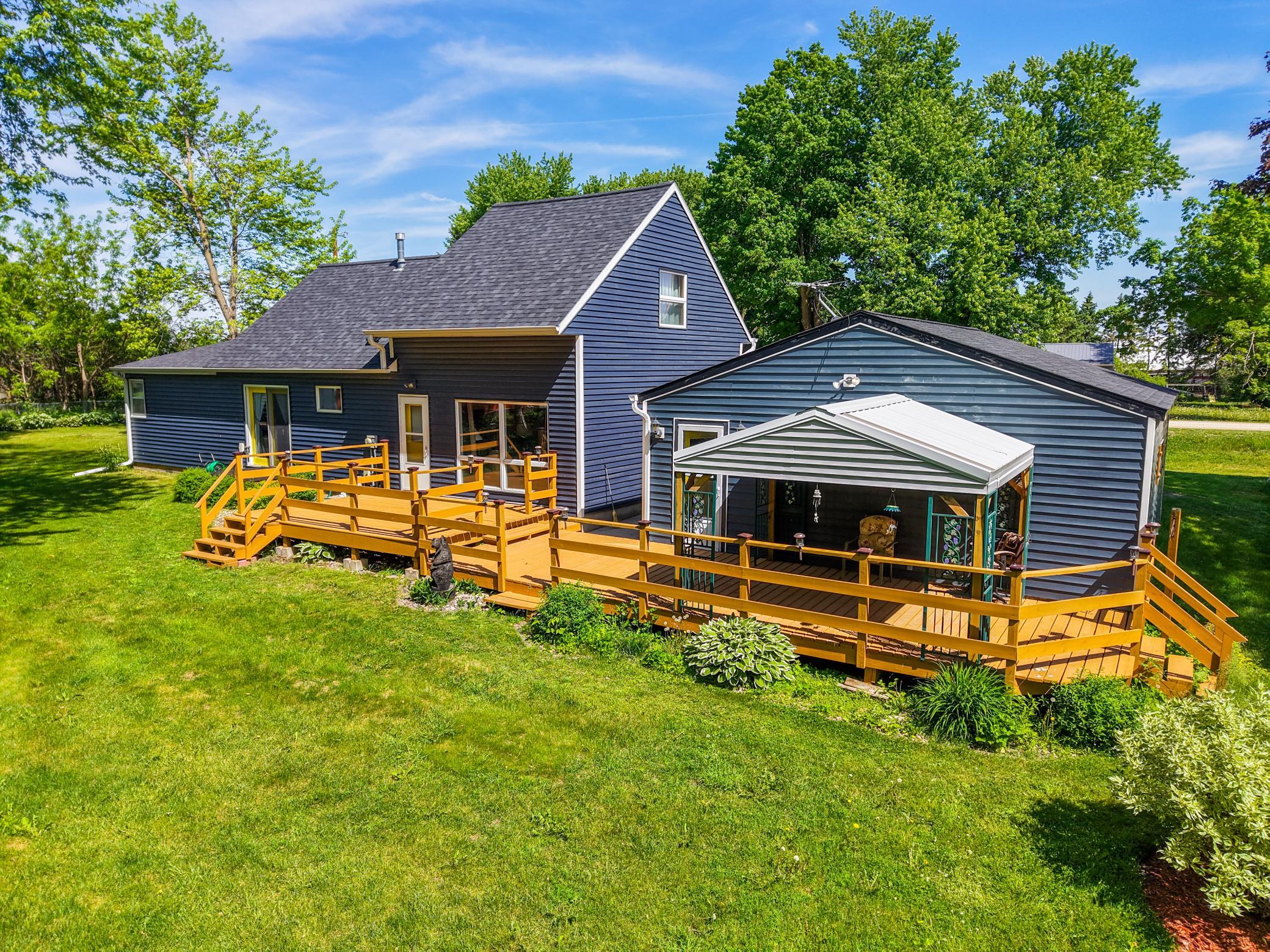 main property photo 34