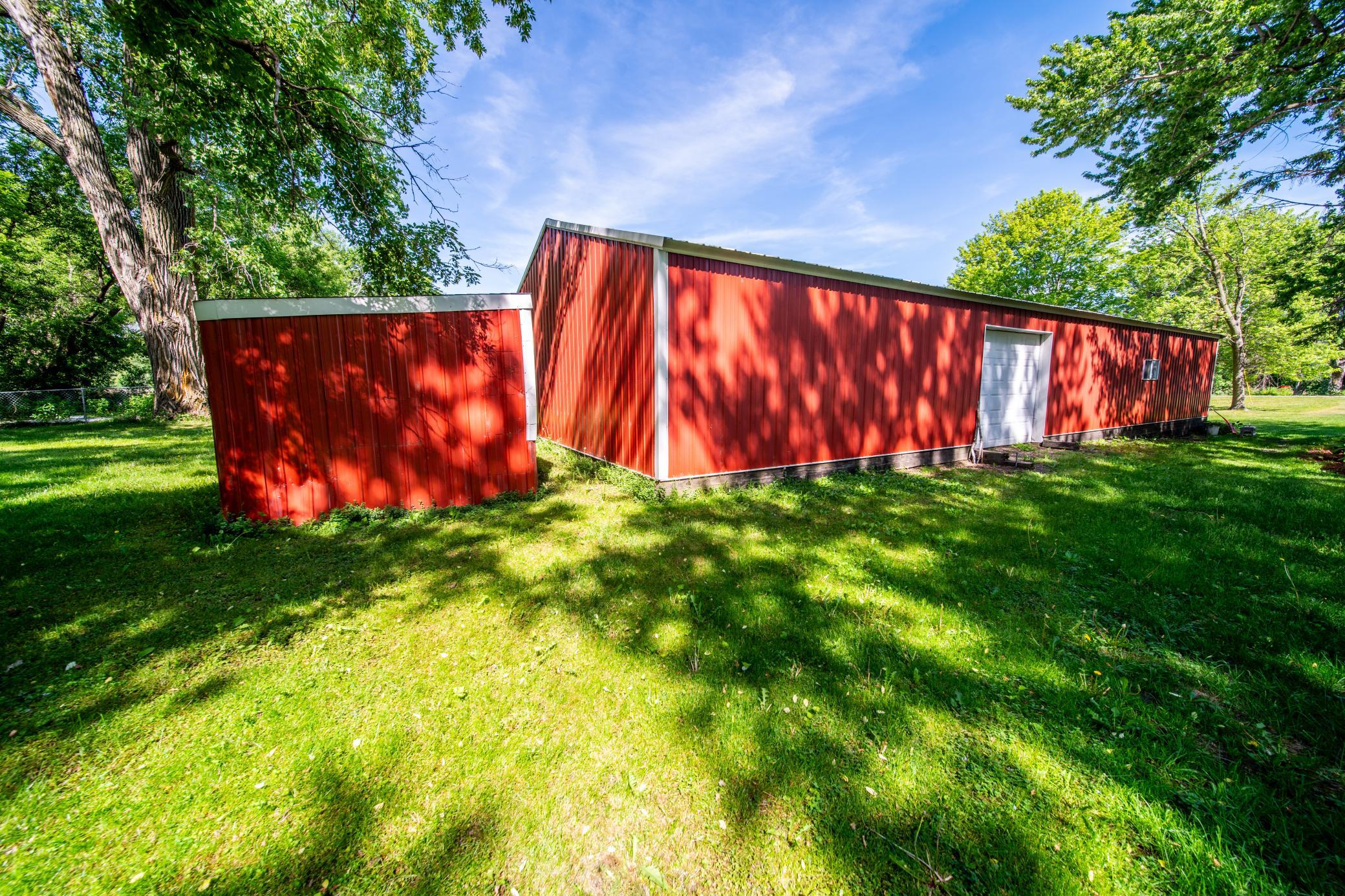 main property photo 39