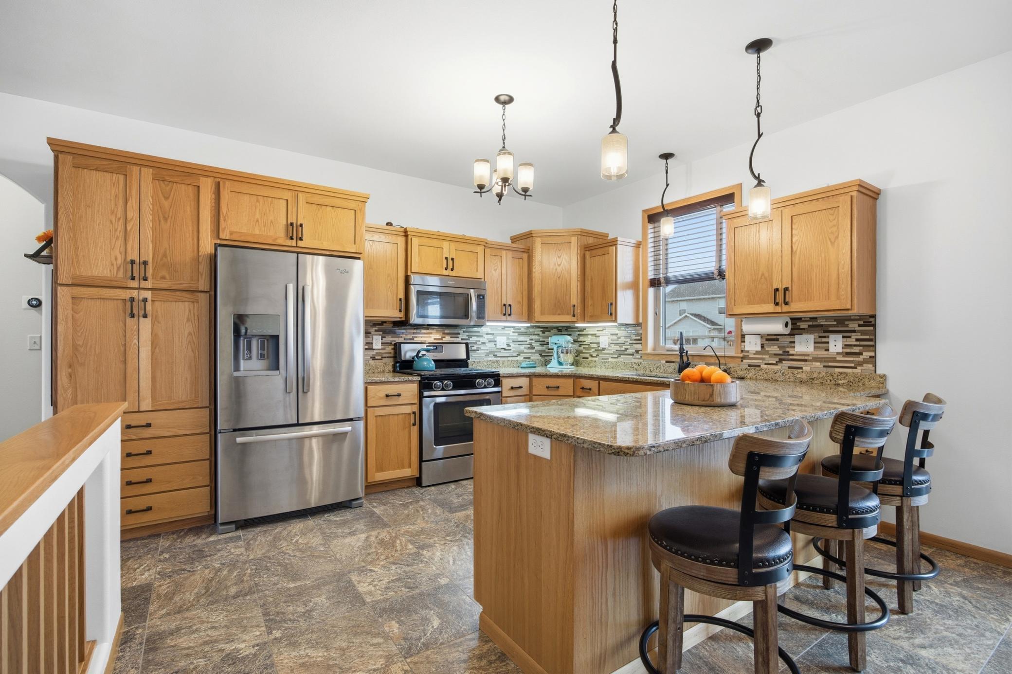 main property photo 9
