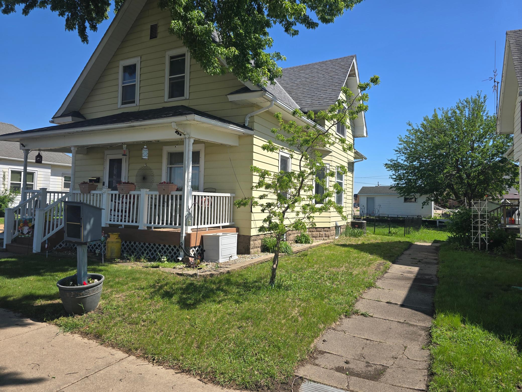main property photo 33