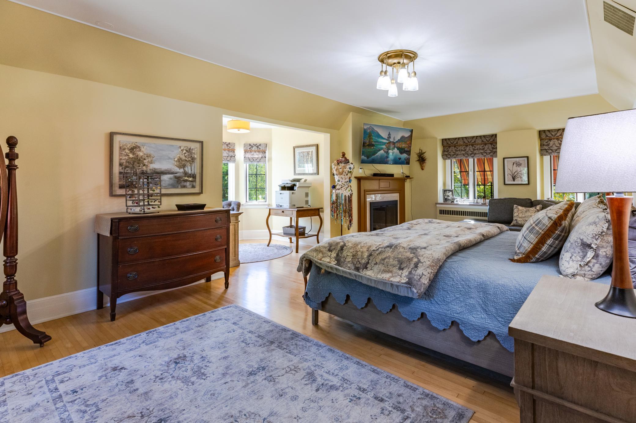 main property photo 19