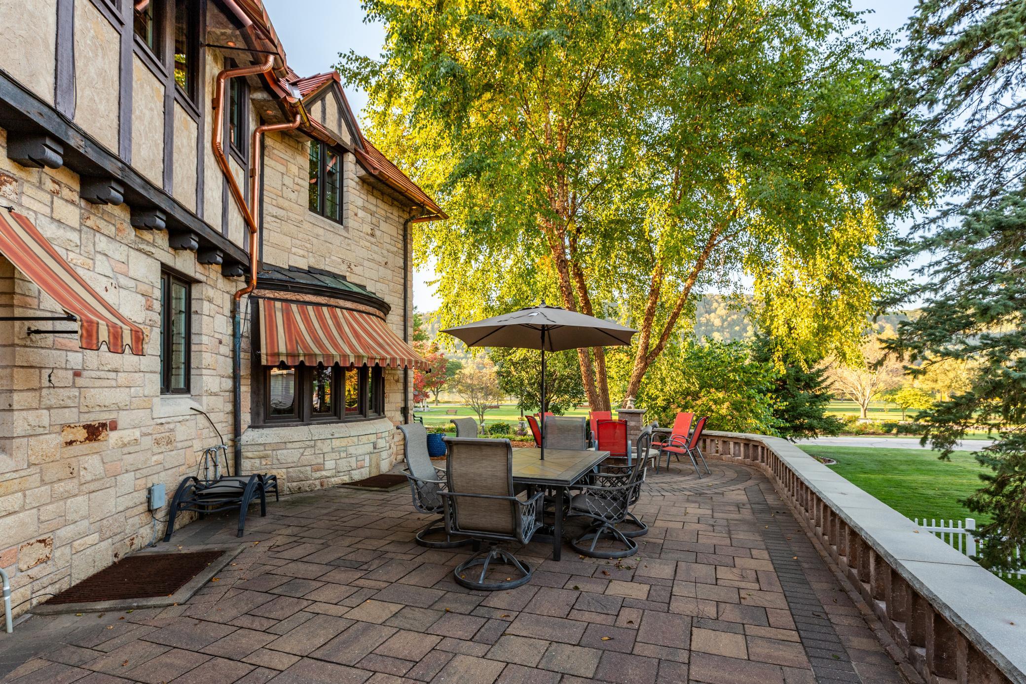 main property photo 35