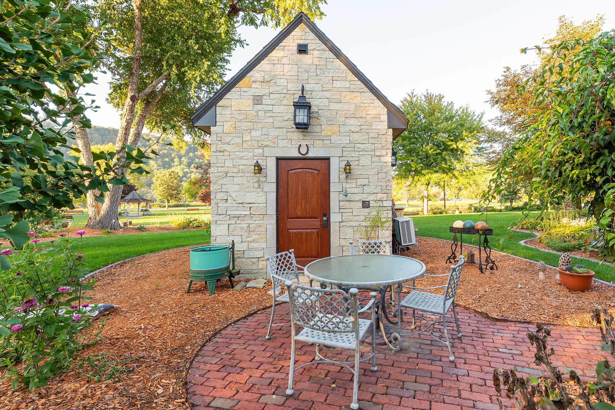 main property photo 38