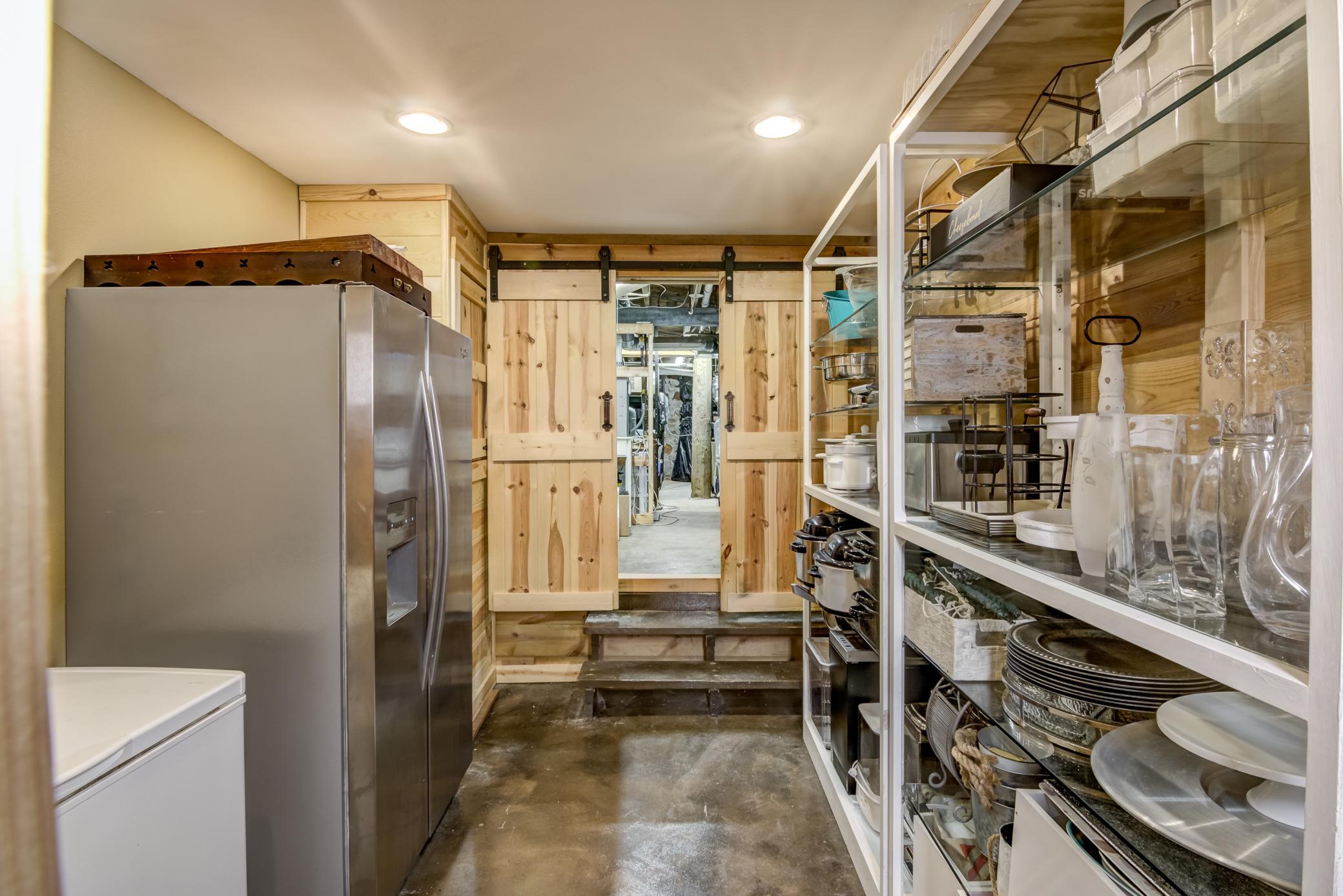 main property photo 36