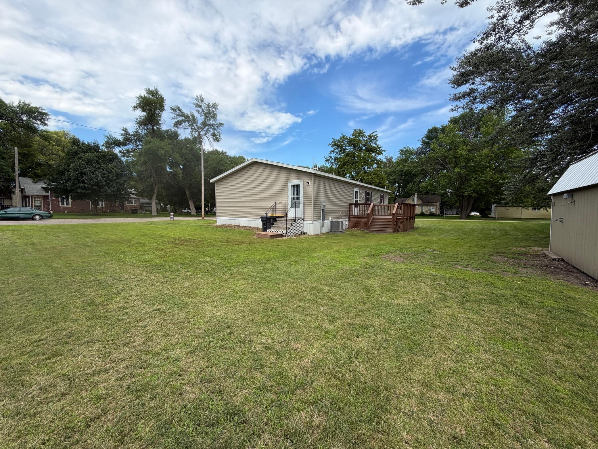 main property photo 24