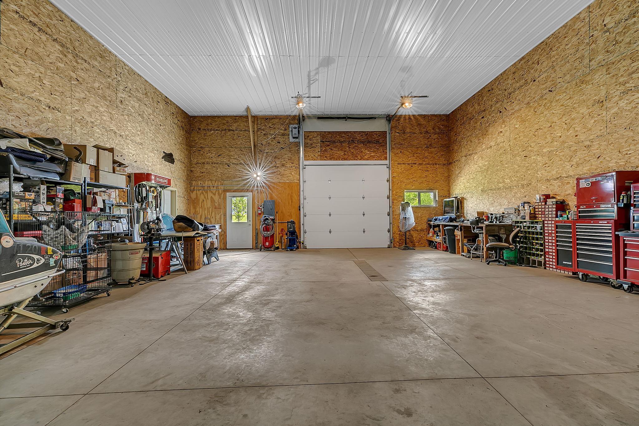 main property photo 50