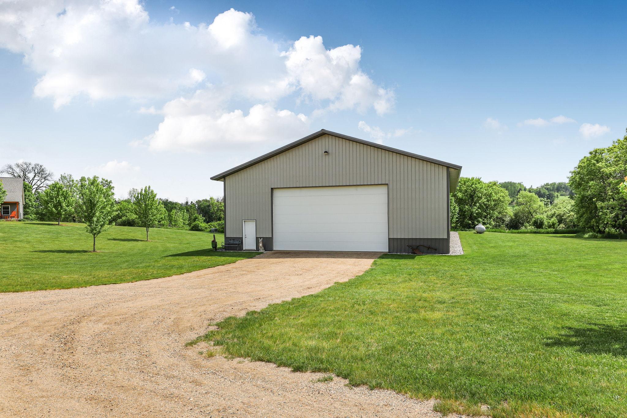 main property photo 51