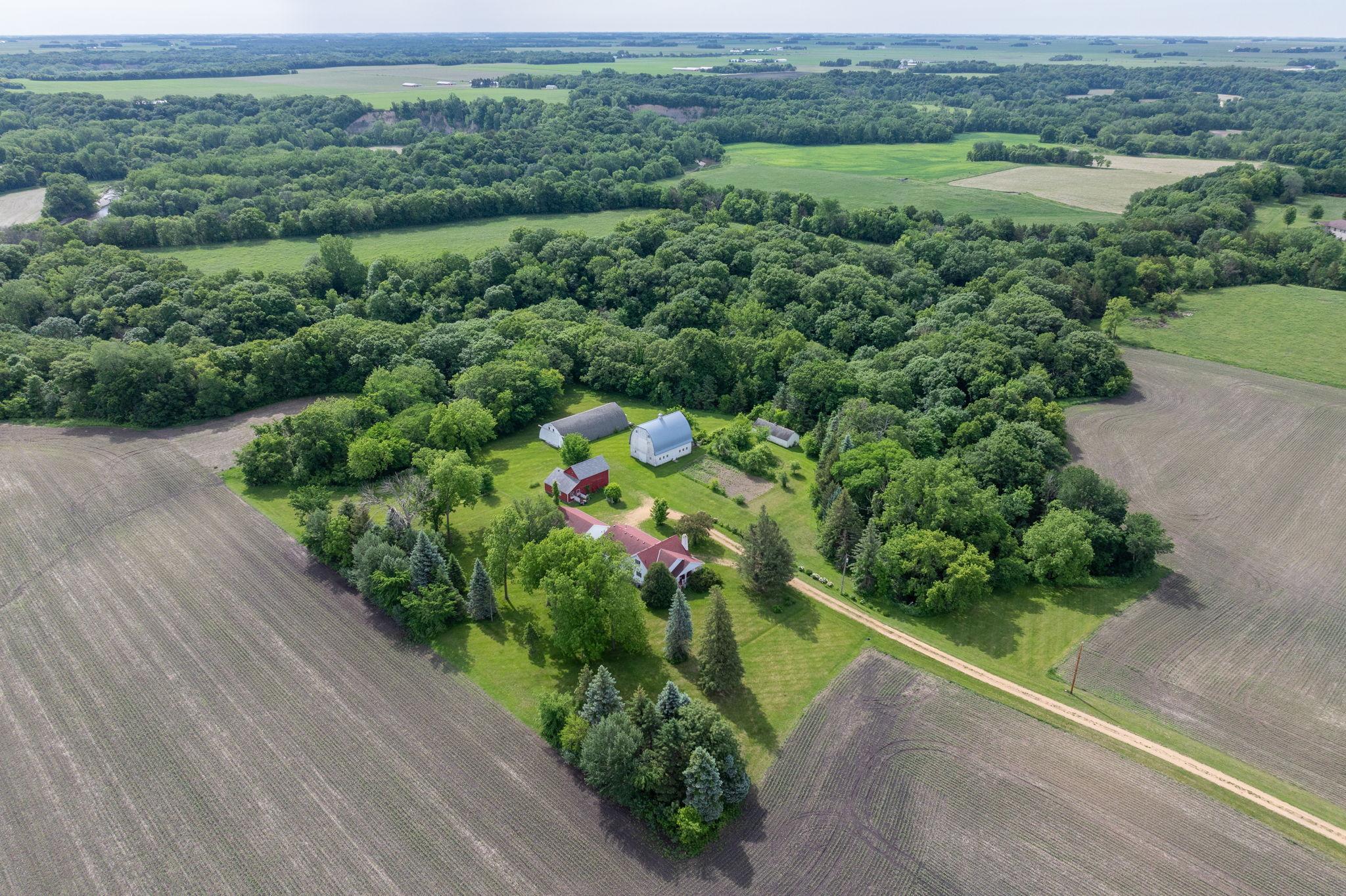 main property photo 50