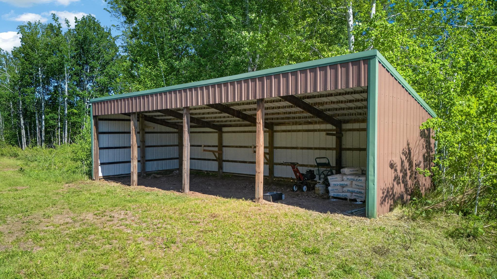 main property photo 17