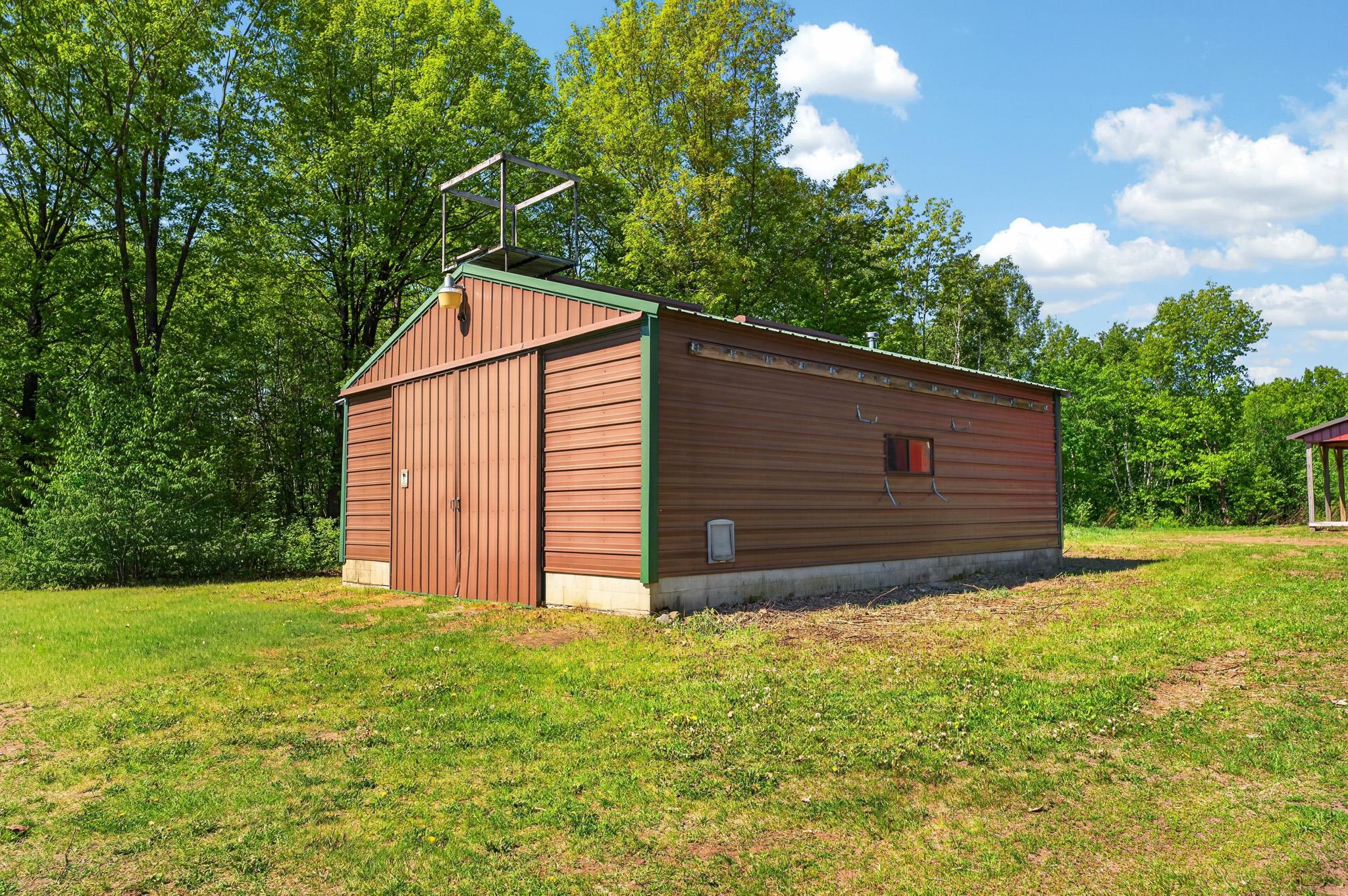 main property photo 9