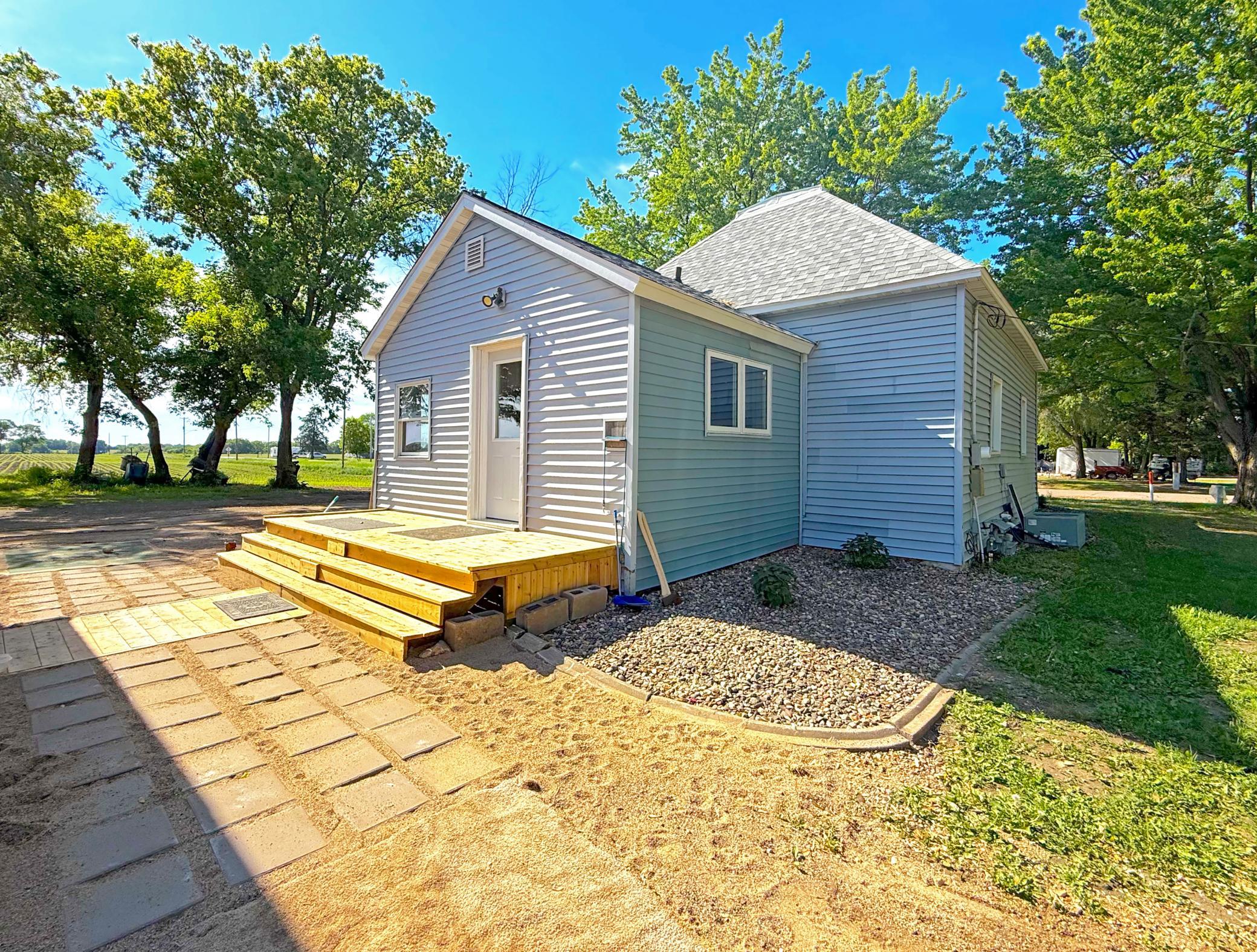 main property photo 21