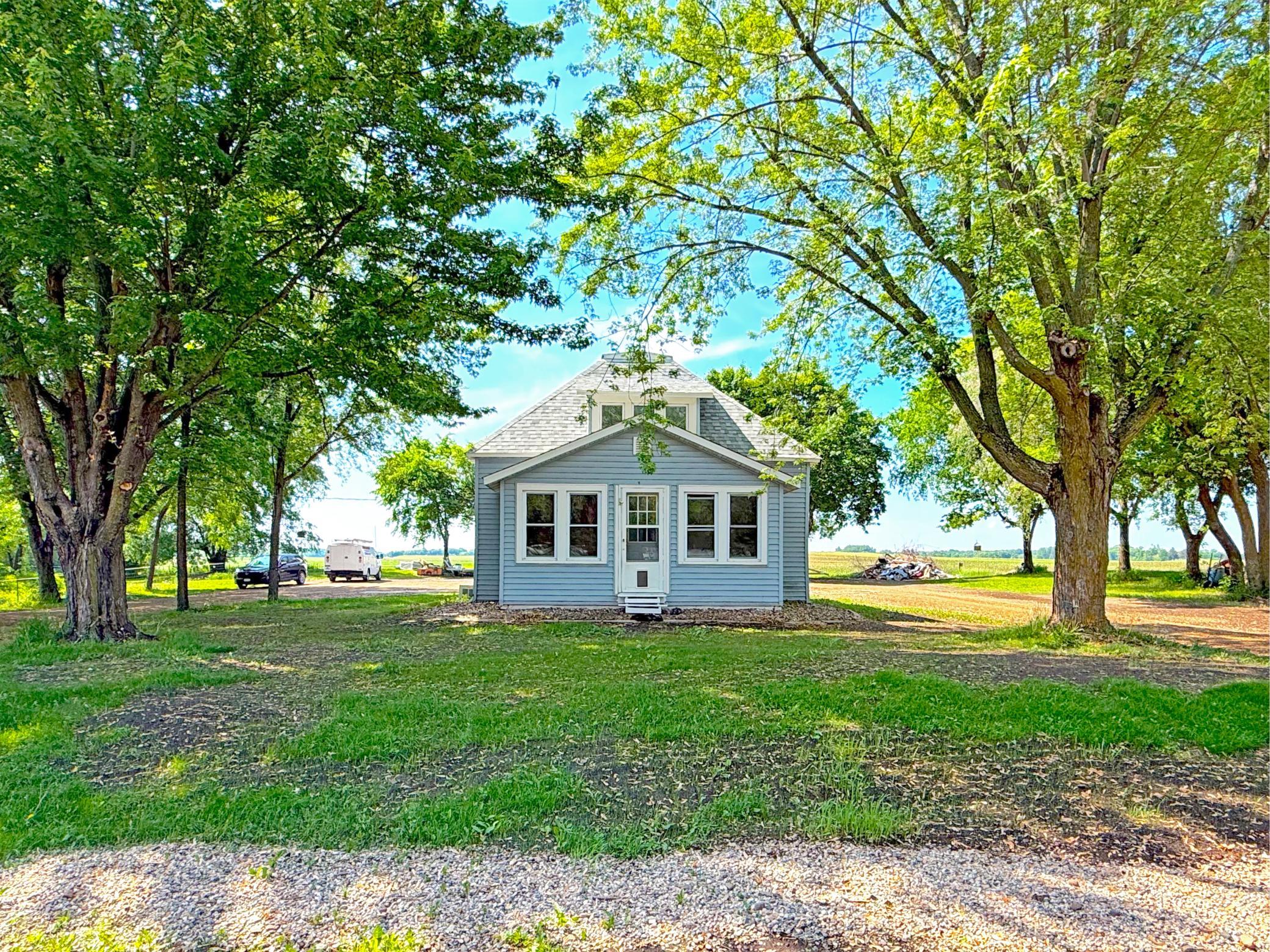 main property photo 37