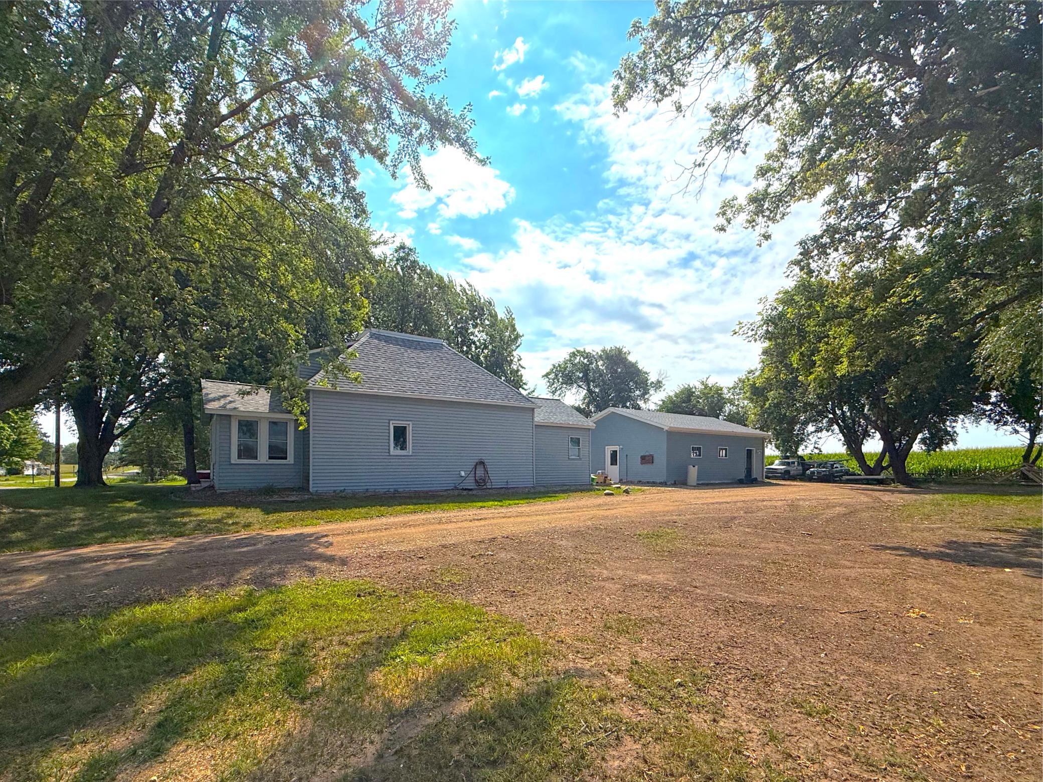 main property photo 42