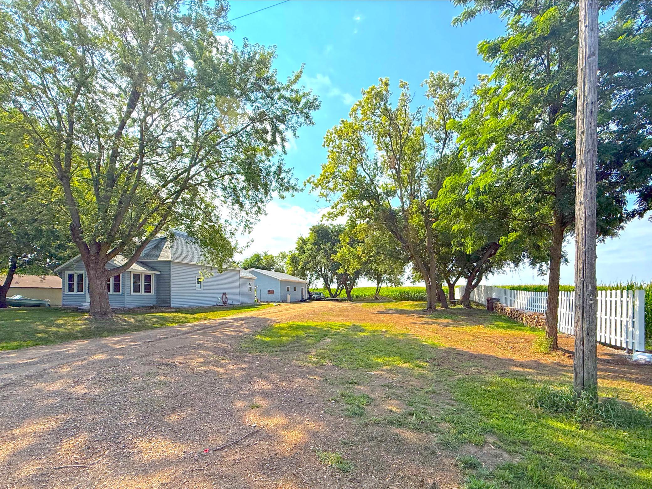 main property photo 43