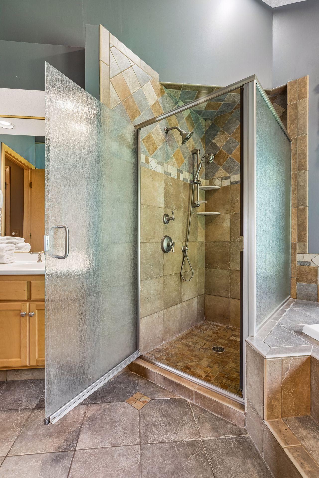 main property photo 73