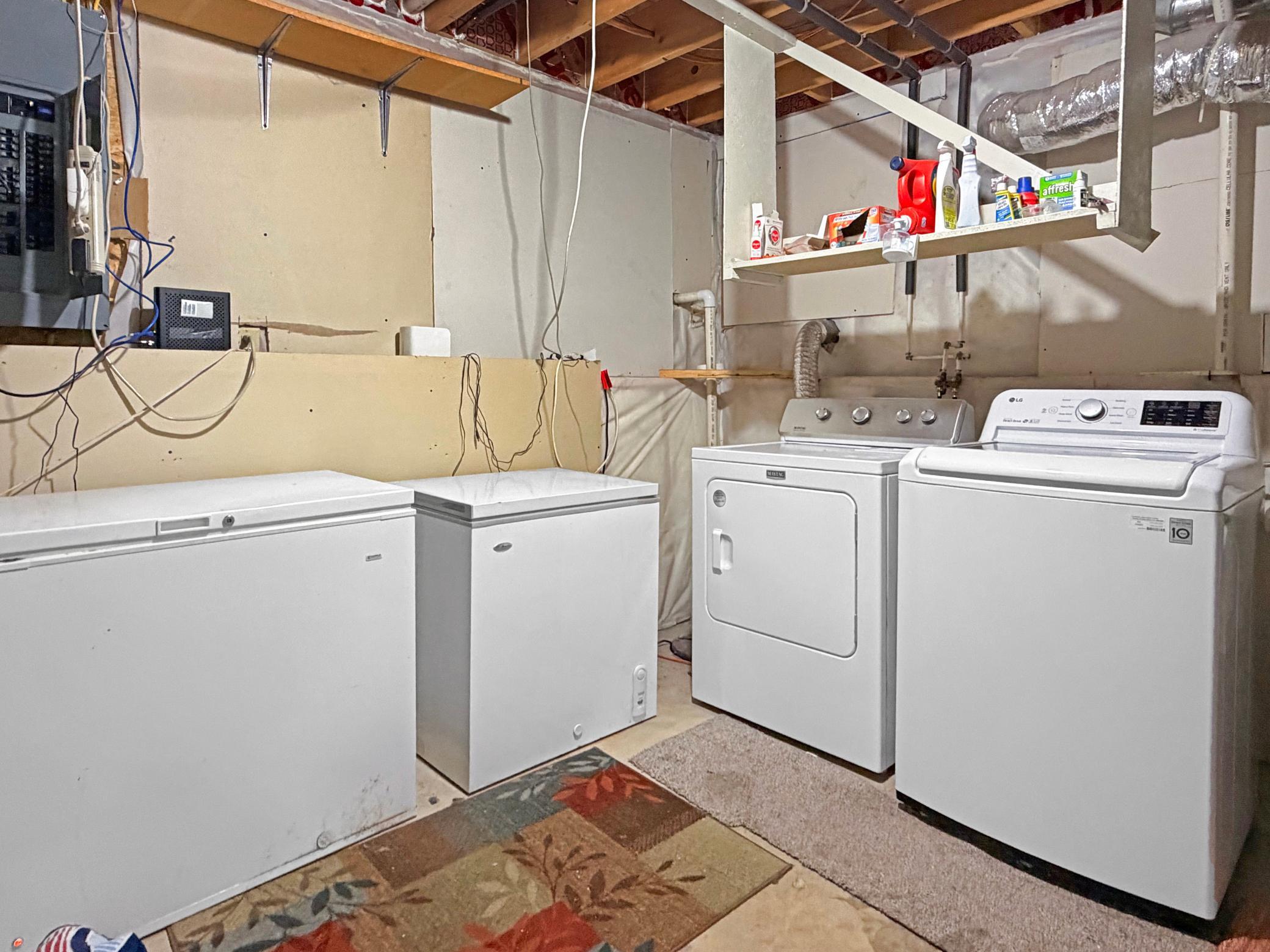 main property photo 45
