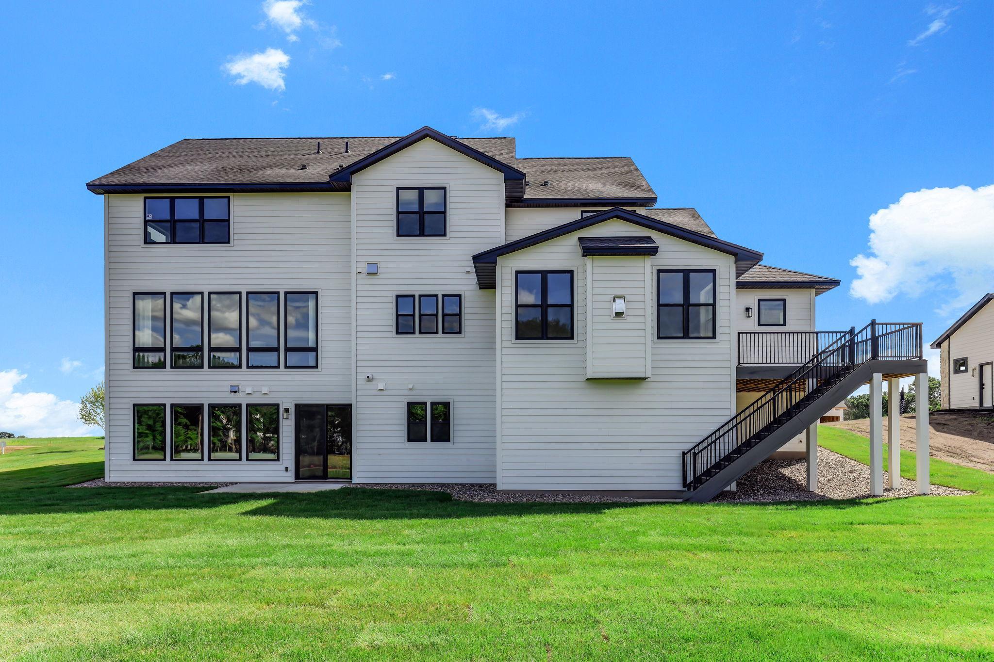 main property photo 81