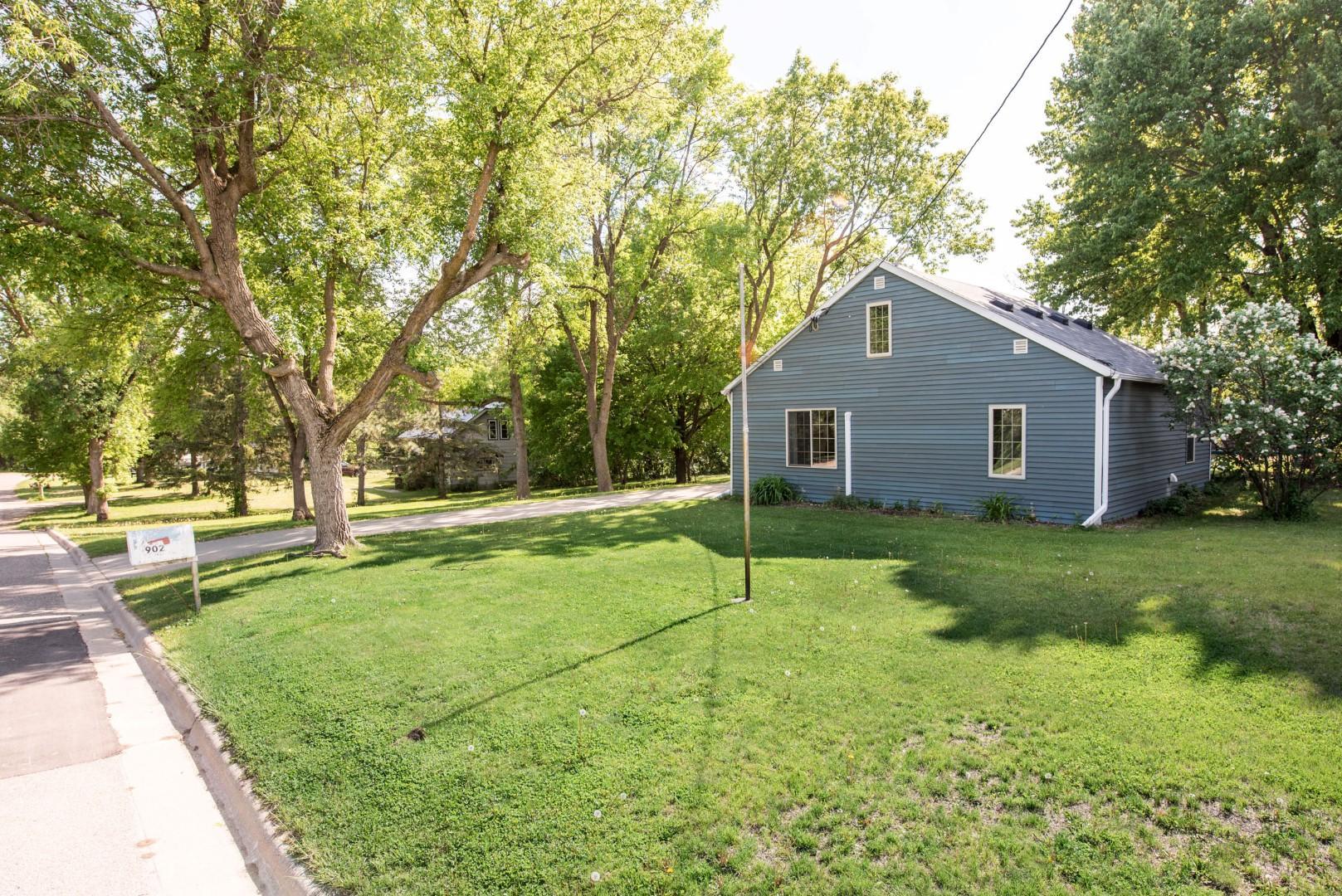 main property photo 18