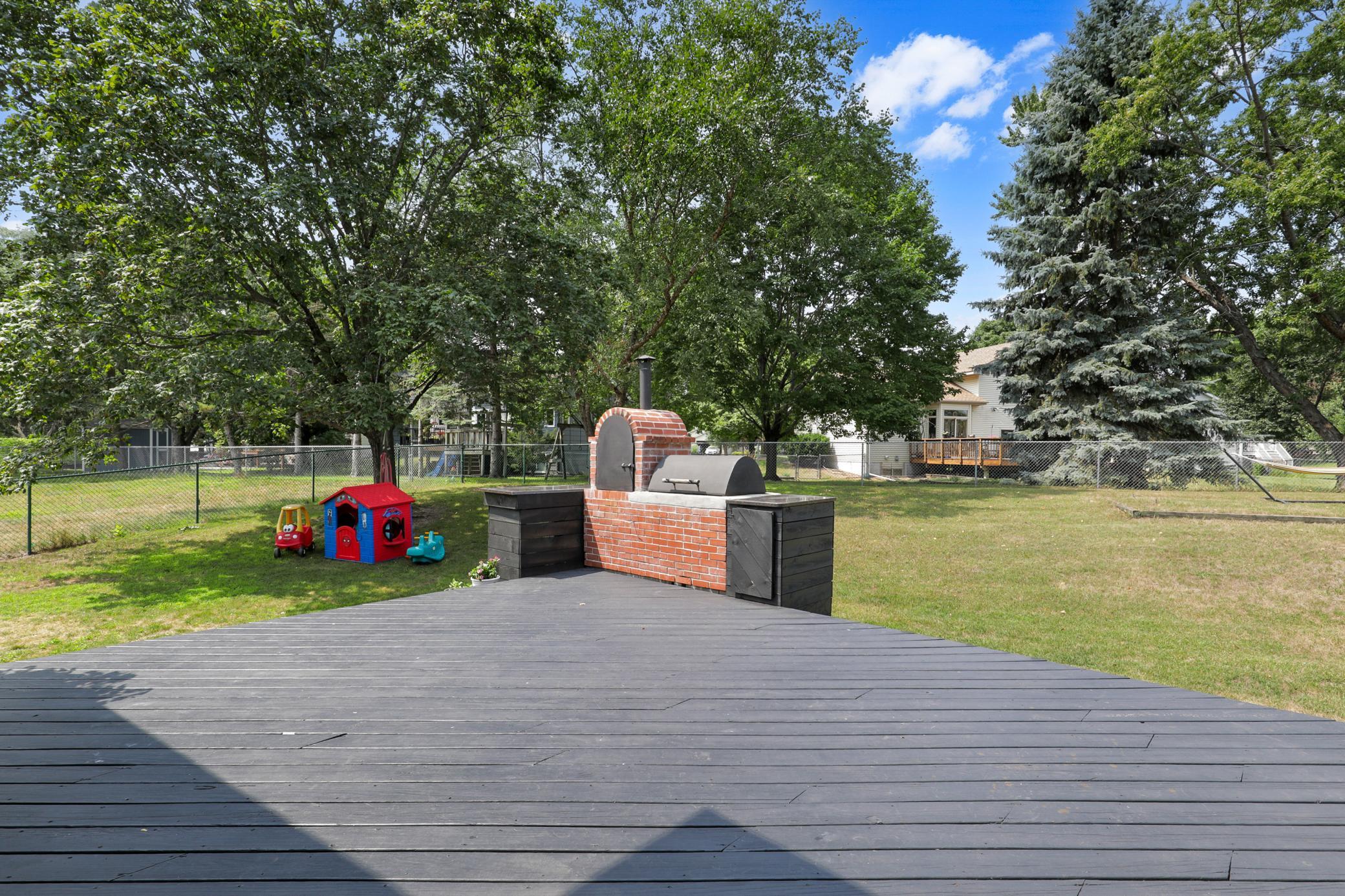 main property photo 11