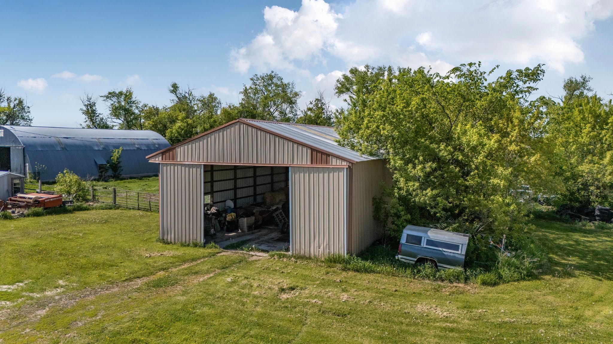 main property photo 39
