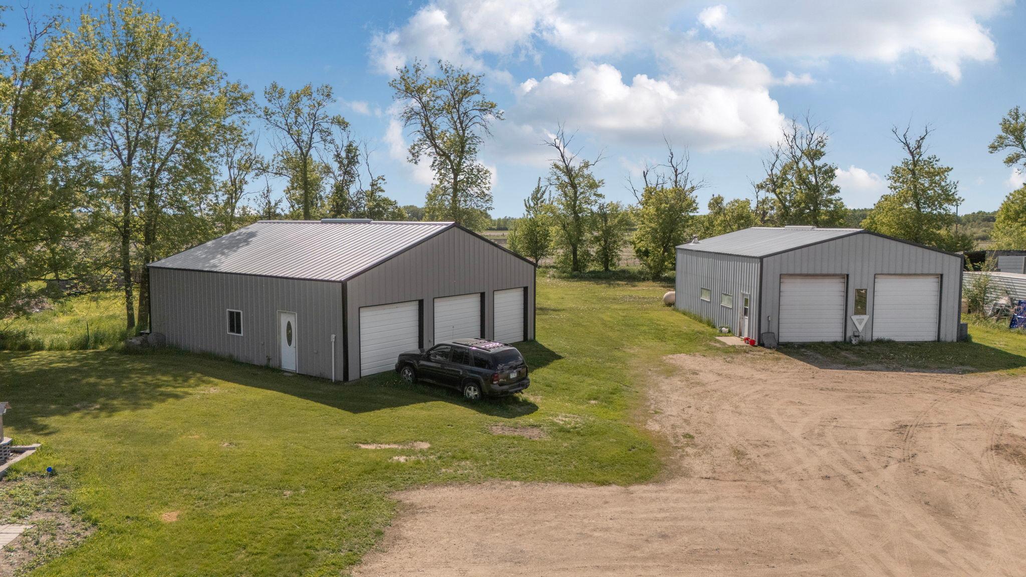 main property photo 43