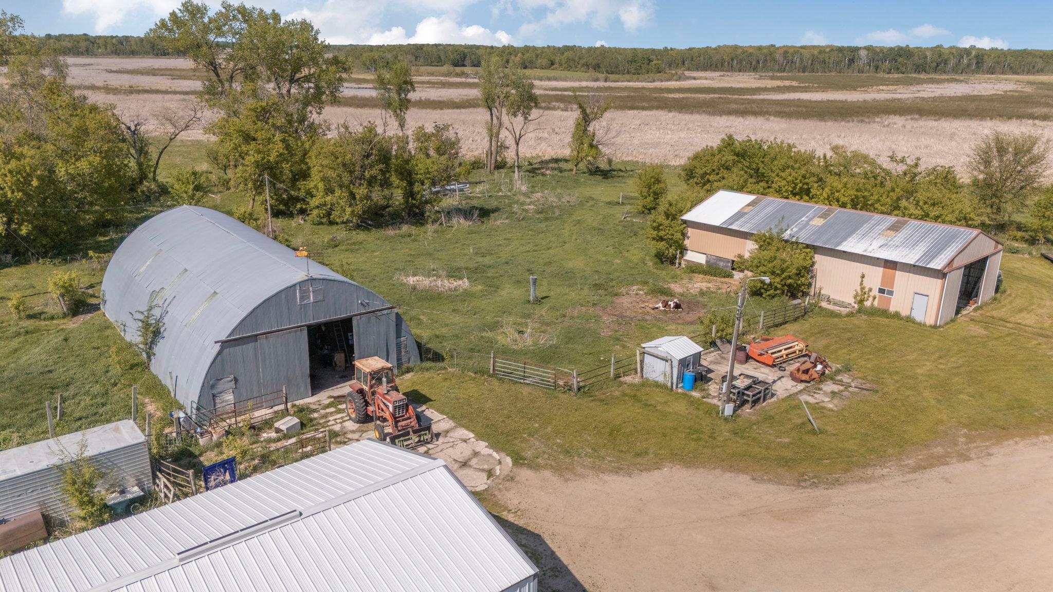main property photo 46