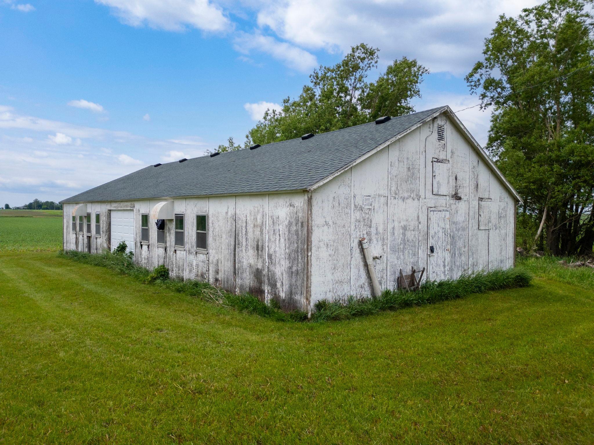main property photo 29