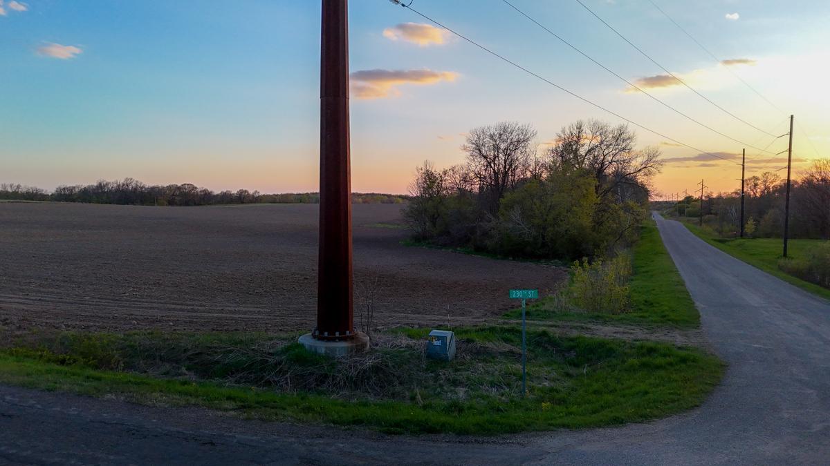 main property photo 41
