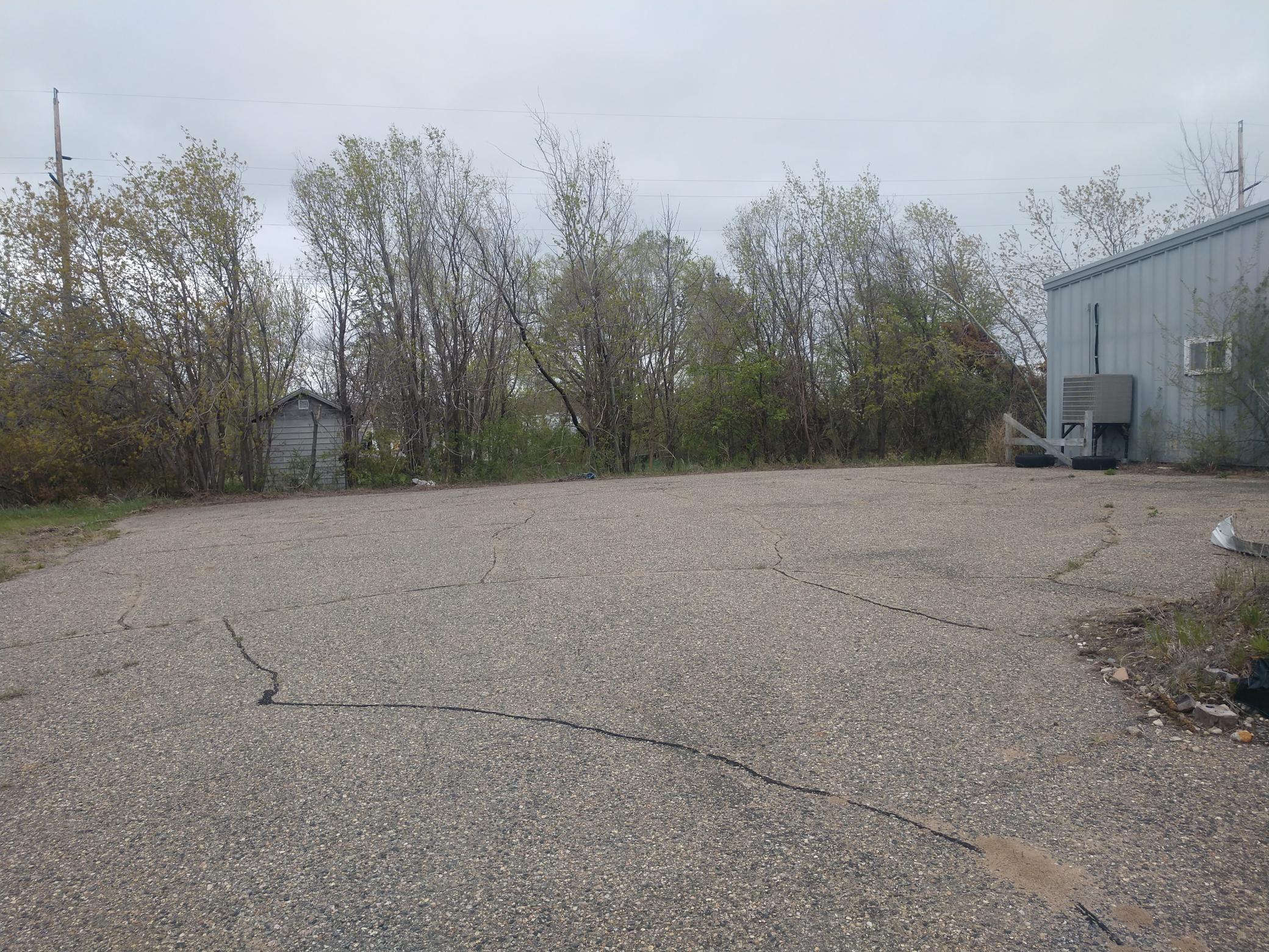main property photo 10