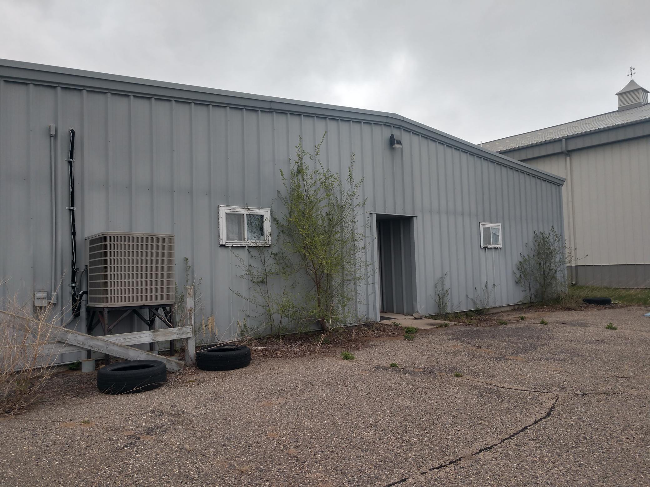 main property photo 9