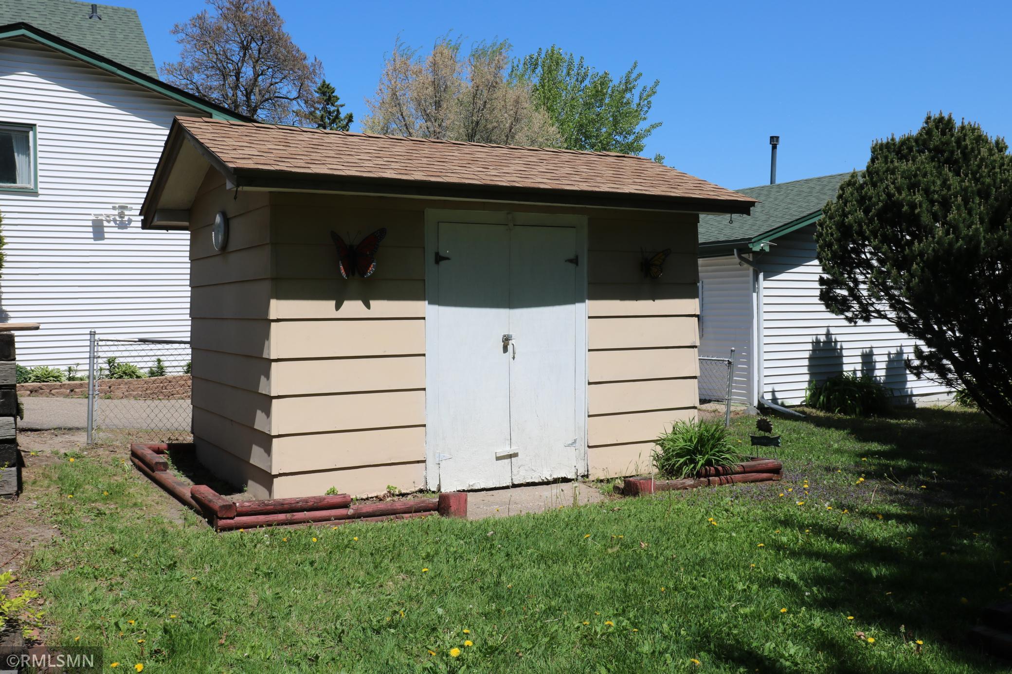 main property photo 27