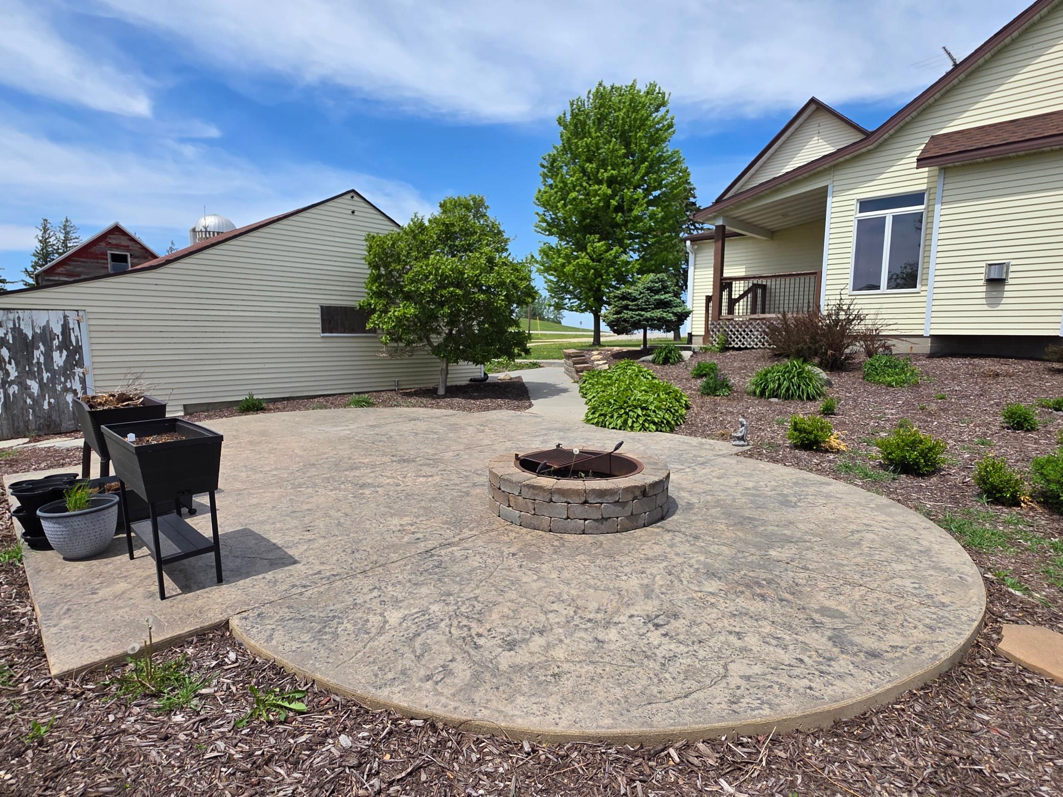 main property photo 12