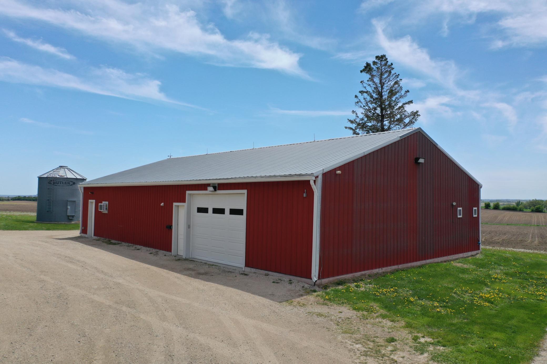 main property photo 60