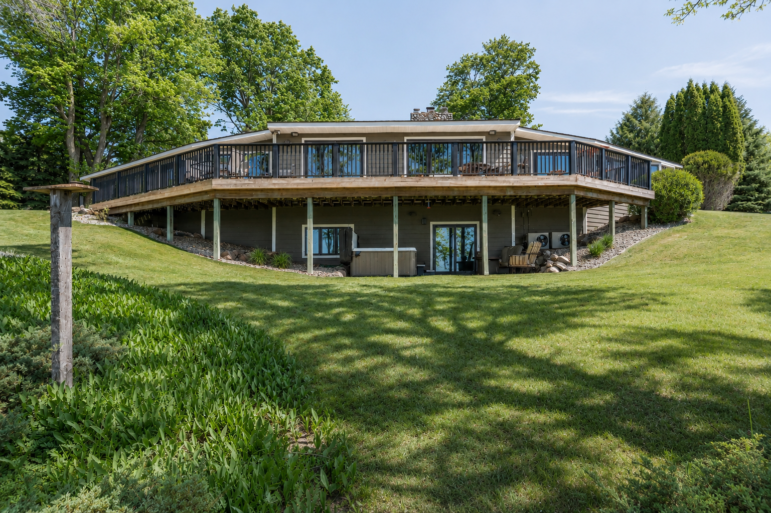 main property photo 5
