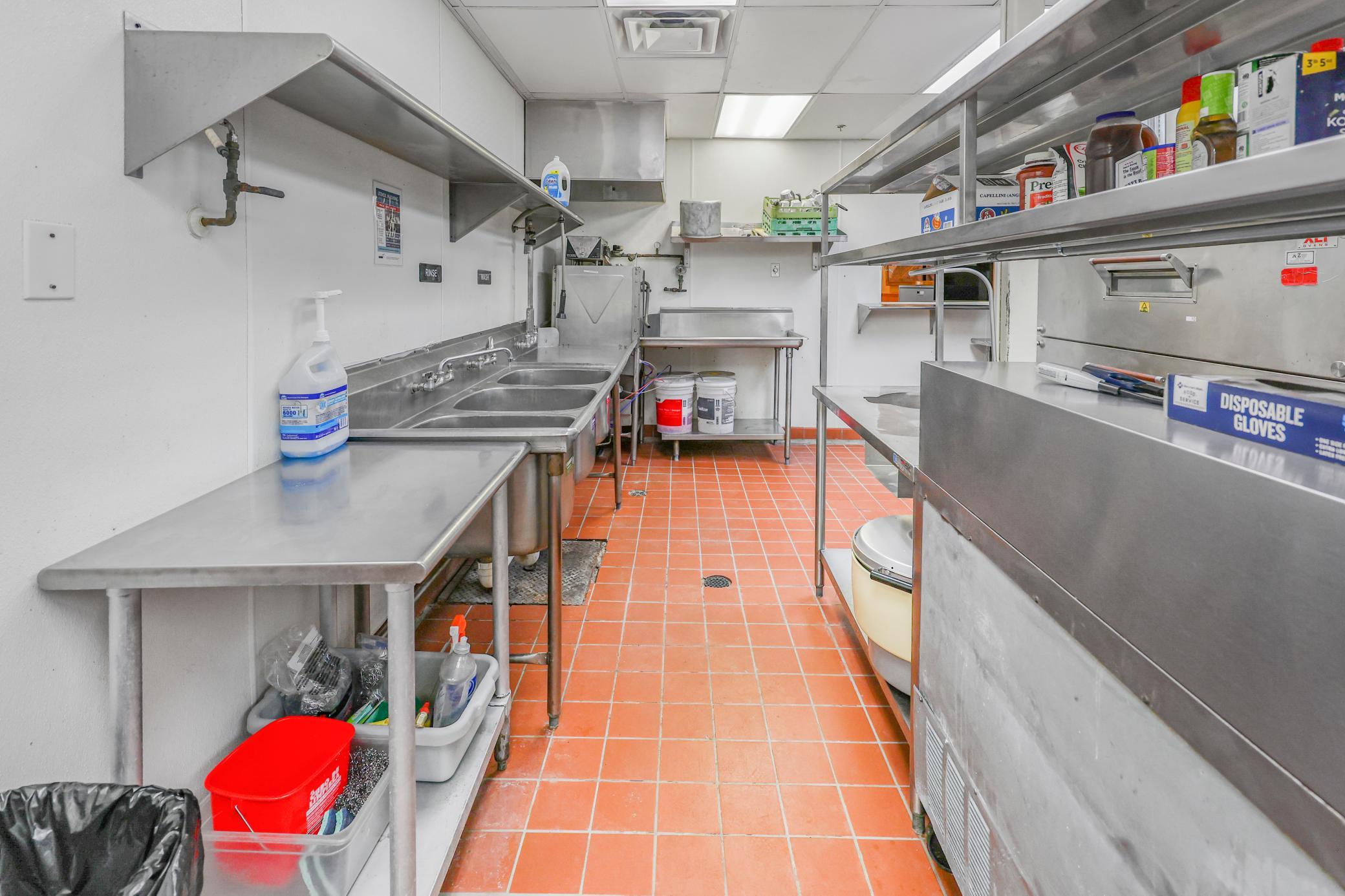 main property photo 50