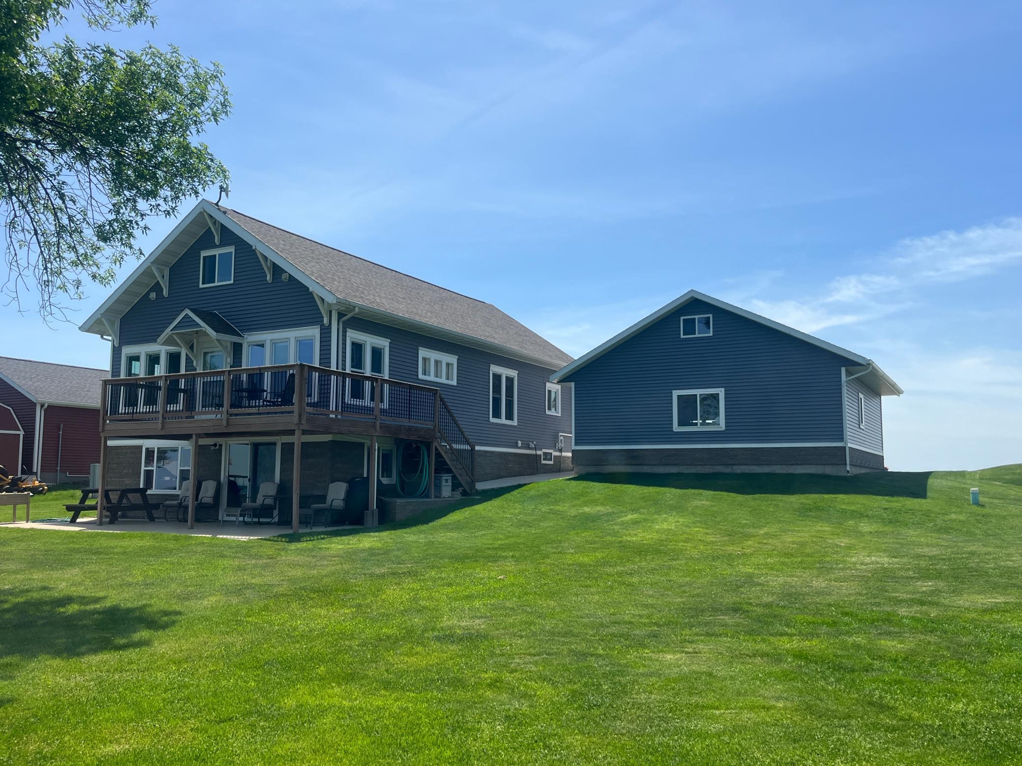 main property photo 42