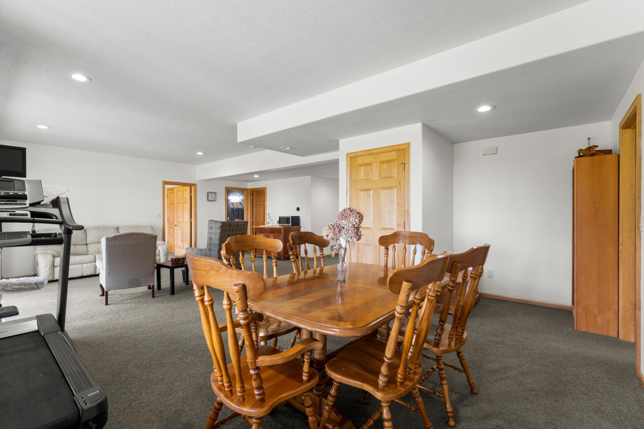 main property photo 74