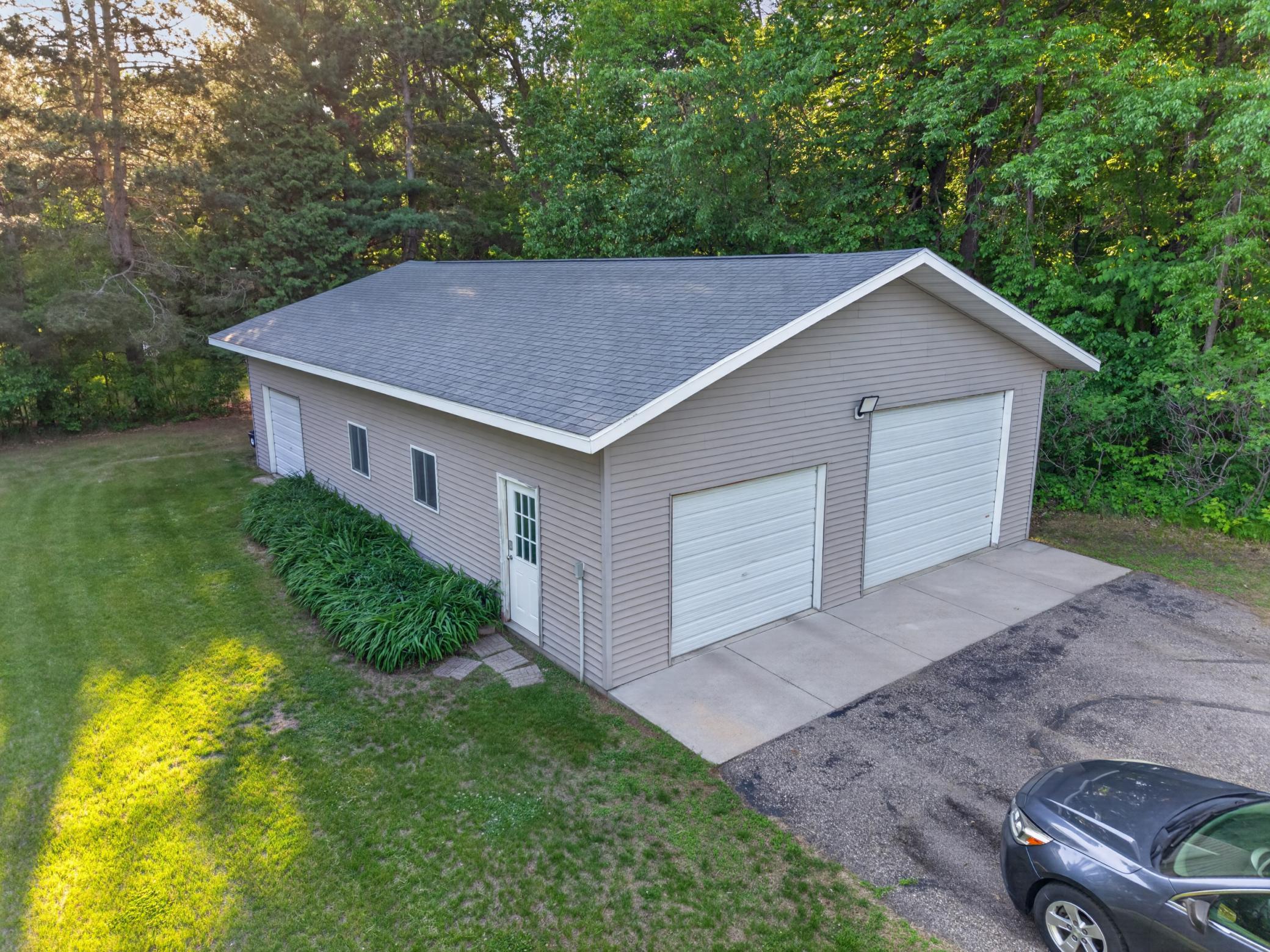 main property photo 58