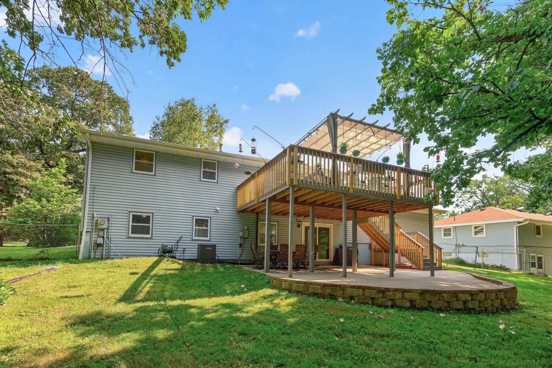 main property photo 41