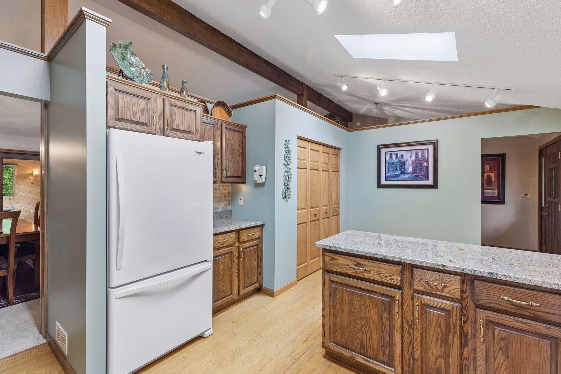 main property photo 57